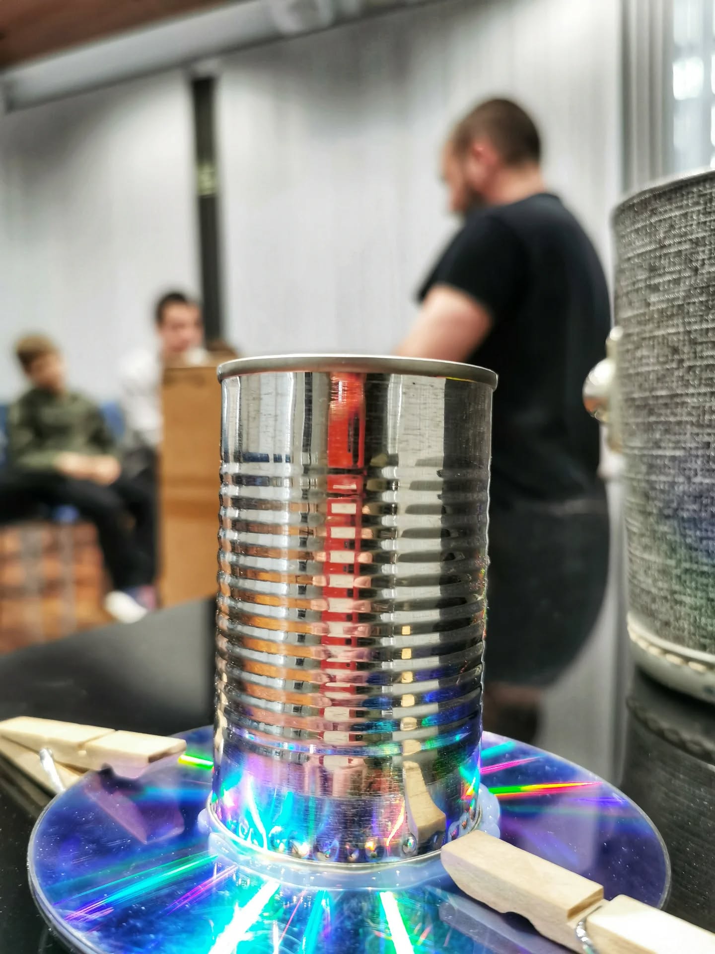 En el taller #darlalata de #instrumentosreciclados que hemos hecho dentro de @alcantarillaenconserva hemos construido un montón de instrumentos con latas de conserva y nos lo hemos pasado super bien investigando, creando y construyendo. Gracias @ayto_alcantarilla
#musica #reciclajecreativo