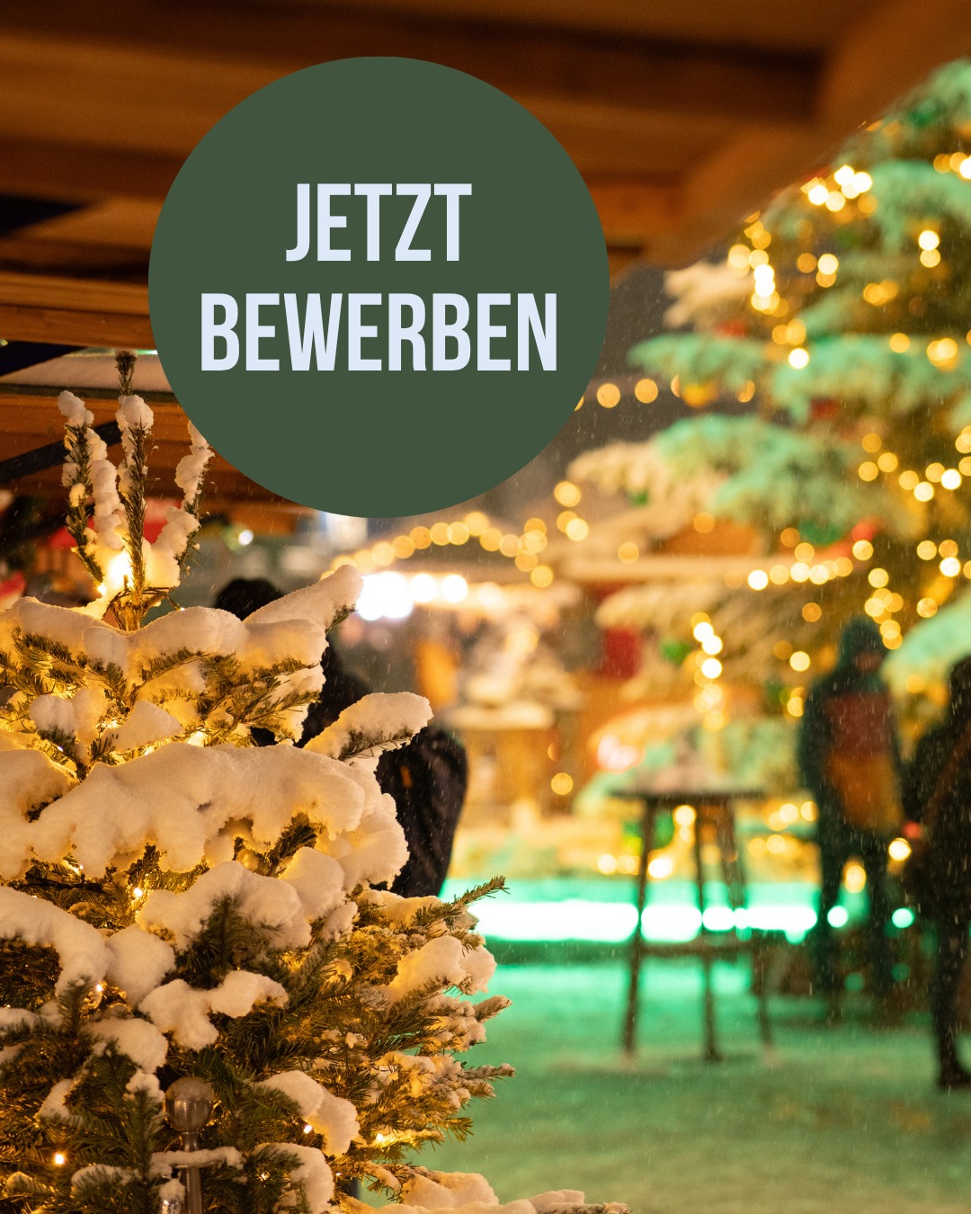 Bewirb dich jetzt und sichere dir deinen Platz am Winterthurer Wintermarkt 2026! 🌲
Bereits zum sechsten Mal lassen wir den Teuchelweiherplatz im November und Dezember strahlen. ✨️ Beziehe dein eigenes Hüttli und verkaufe köstliches Essen, handgefertigte Produkte – oder überrasche uns mit deiner eigenen Idee. 💡
👉️ Der Winterthurer Wintermarkt findet vom Mittwoch, 18. November bis am Mittwoch, 23. Dezember 2026 auf dem Teuchelweiherplatz statt.
👉️ Über den Link in der Bio gelangst du direkt zum Bewerbungsformular und allen weiteren Infos.
#wwm #winterthurerwintermarkt #winterthur #lovewinterthur #streetfood #design #markt