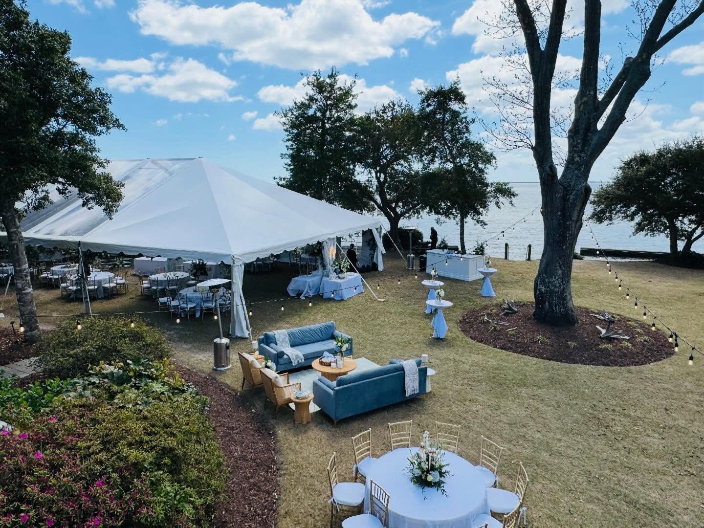 What a gorgeous set up and weekend for Abby and Dallas! Stay tuned for more…
Planner: @christopher_jeffery @cjgeventsanddesign
Flowers: @justinb.myrick
Tent: @rollinsonrentals
Lounge set up: @amaranthandartifact
Chairs/rentals: @ocean_atlantic_event_rentals
#weddingday #venue #obx #theknot #weddingflowers