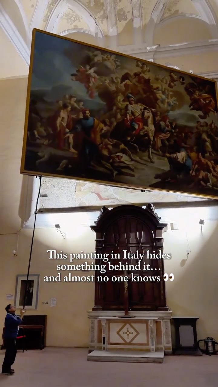 Naples never stops surprising 🇮🇹✨
Inside the Chiesa di Sa