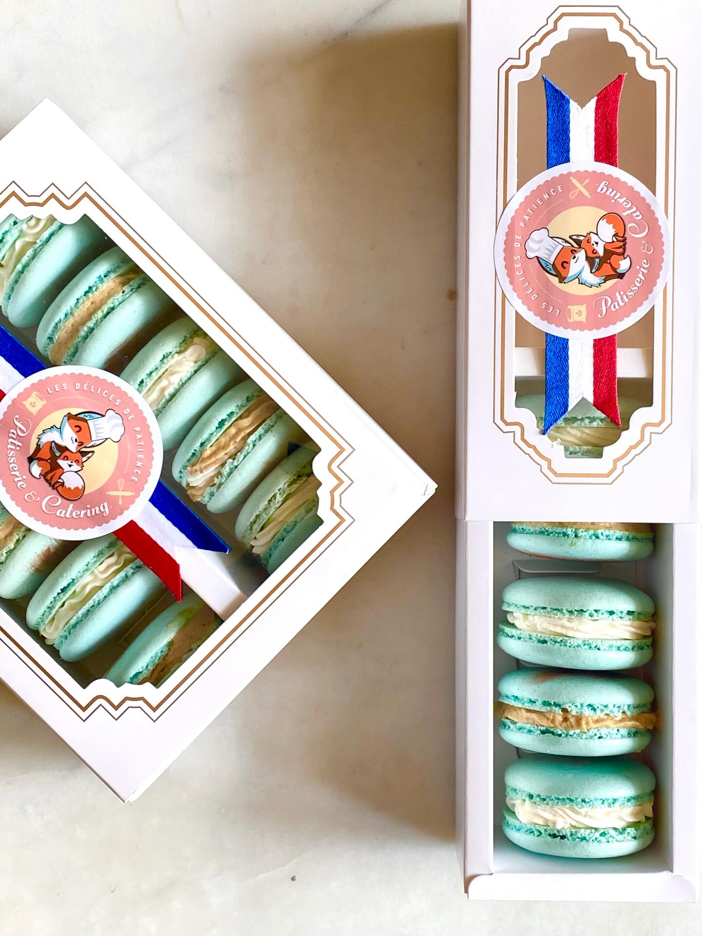 Macarons.
Everyone sale them.
Very few do them and do them well.
No over-sweet nonsense.
No artificial flavours.
No compromise on texture.
Just what itās supposed to be.
French pâtisserie. Period.
#frenchpatisserie #macaronlover #hongkongfoodie #hkfood #hkbakery
madeinhongkong artisanal handcrafted frenchinhongkong
luxepastry pastrychef dessertlover hkig hkfoodstagram
