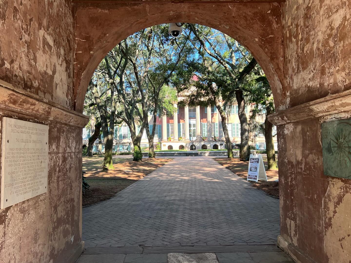 Direct Admissions is becoming an increasingly popular enrollment strategy for some colleges. Curious to learn more? Link to blog in bio!