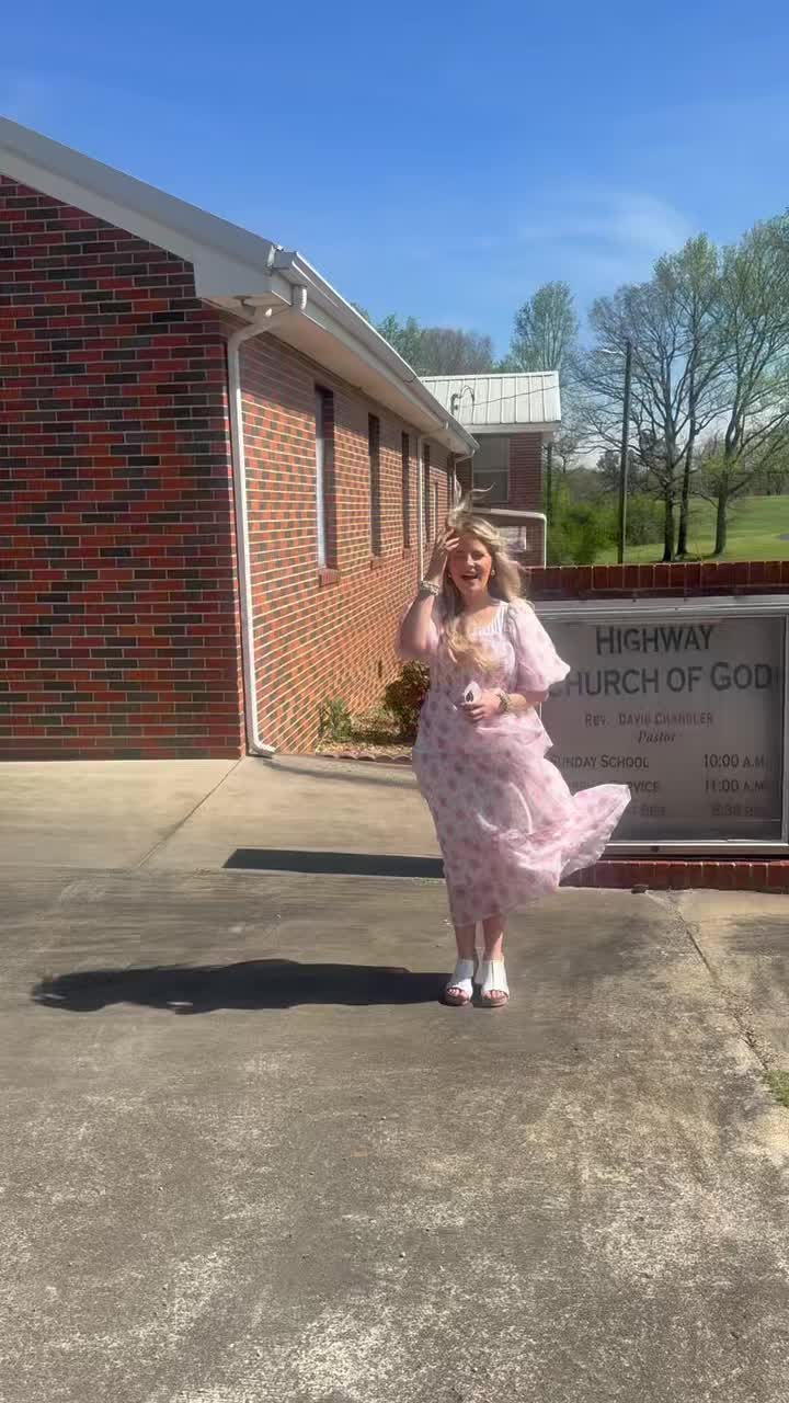 Vestal Goodman’s home church!!
When we were singing near Fife, Alabama, we got to see where Vestal Goodman was raised!
Getting to see her homeplace and church was a special treat! 🏡⛪️🤍
What an impact and legacy she left on Southern Gospel Music! 🎶
How many of you are Vestal fans?!