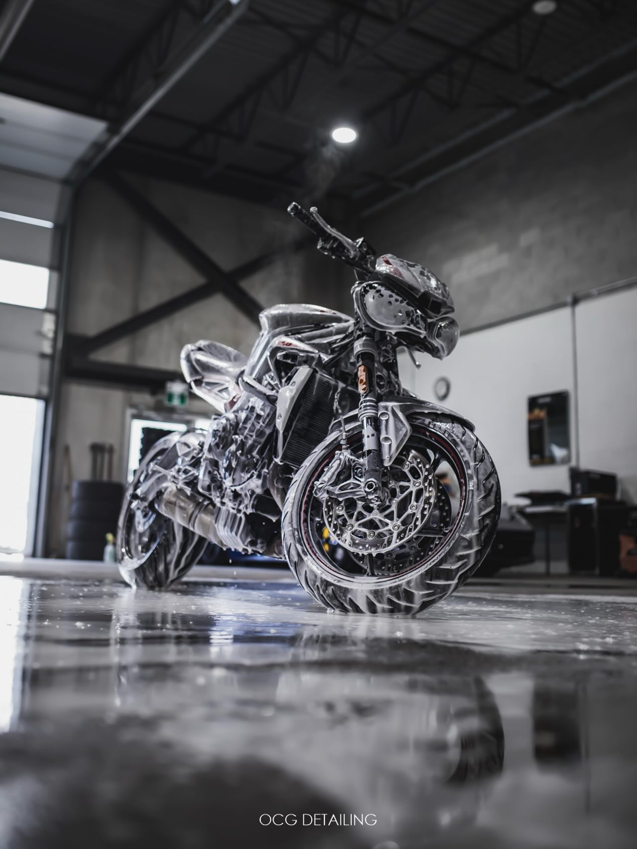 Triumph Street Triple RS. Naked. Triple powered. Pure fun.
Services: Exterior Detail
。
。
。
。
。
#ocgdetailing | #toronto | #markham | #autodetailing | #triumph