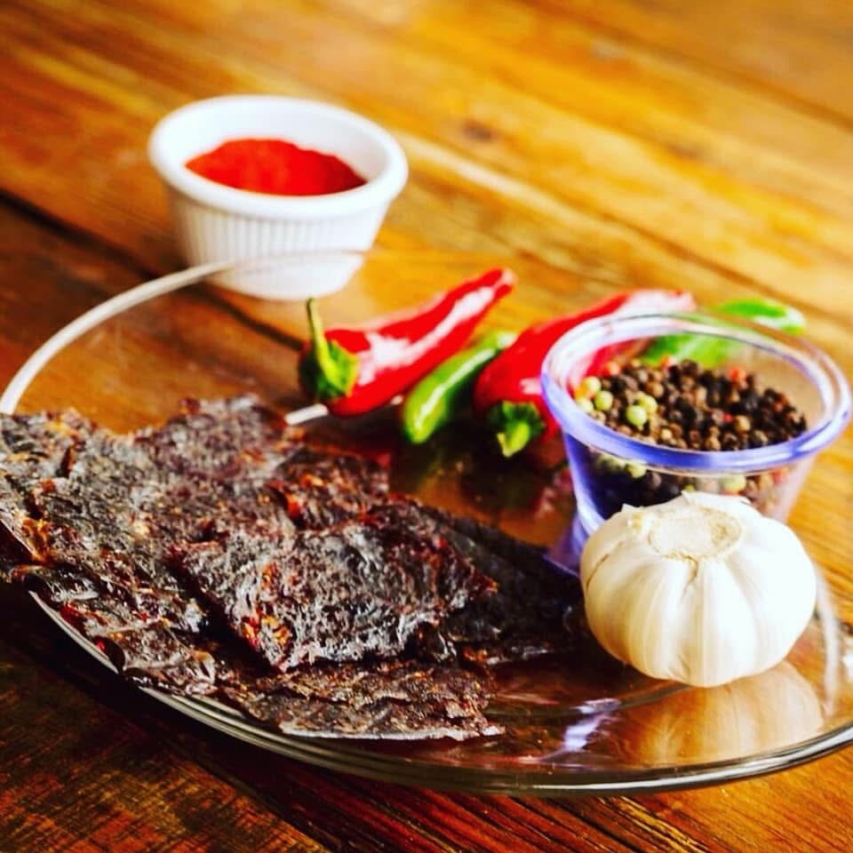 At CHURCHILL Jerky we love FRESH quality ingredients.
Take a look 😍 & you will see the quality. Take a bit and you will taste the quality.
We give you our best because you deserve the best!
#oldfashioned #beef
#qualityfood #healthylifestyle #churchilljerky #love #sports #2020 #beefjerky #enjoy