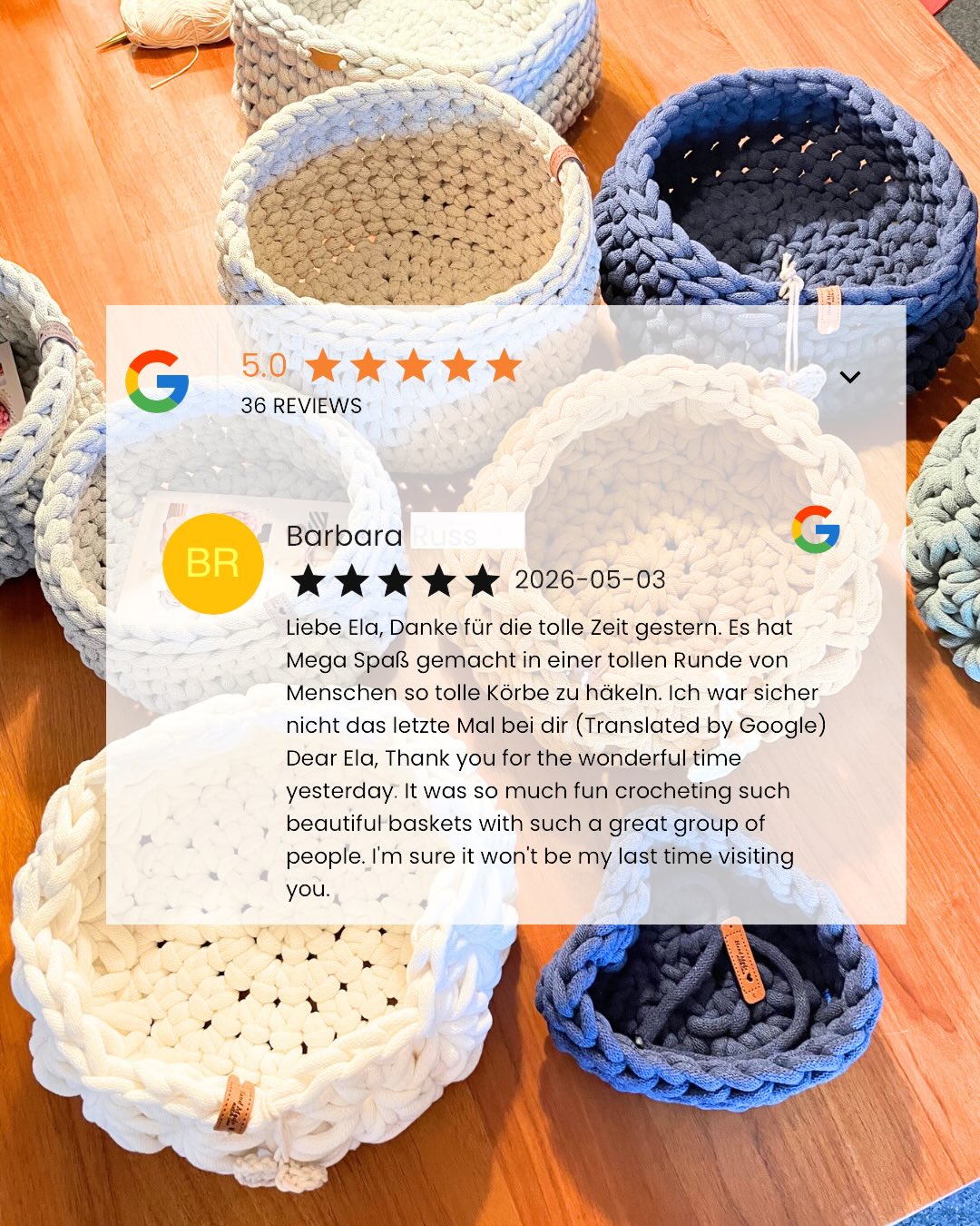 Letztes Wochenende durfte ich meine Leidenschaft & Begeisterung fürs Häkeln gleich in zwei Workshops teilen und wieder ganz tolle Menschen kennenlernen.🧶🥰… das Schöne daran : hier kommen Jung & Alt zusammen und genießen einfach die gemeinsame Kreativität und Austausch. Wenn ich dann so liebe Rückmeldung bekomme, weis ich dass ich am richtigen Platz bin 🧶☺️. Tue was du liebst & liebe was du tust 💝.
Danke an meine tollen Teilnehmerinnen🥰.
#leidenschaft #häkeln #häkelnmachtglücklich #häkelkurs #maschenherz