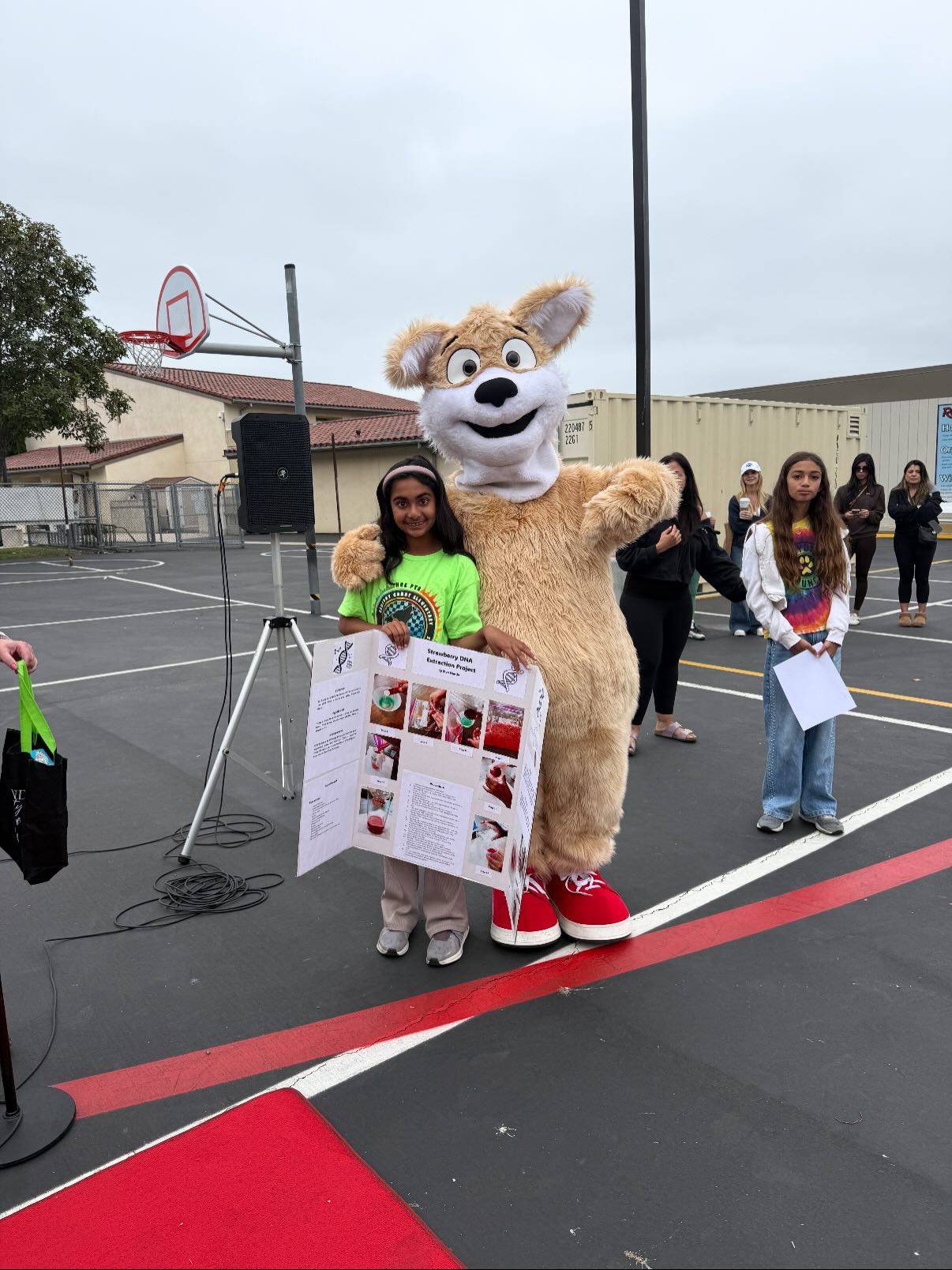 Let’s hear it for Siya! 🎉
Our STEAM Night Outstanding Science Fair Participant 🔬✨
Your innovation and dedication blew us away — way to represent! 👏💙