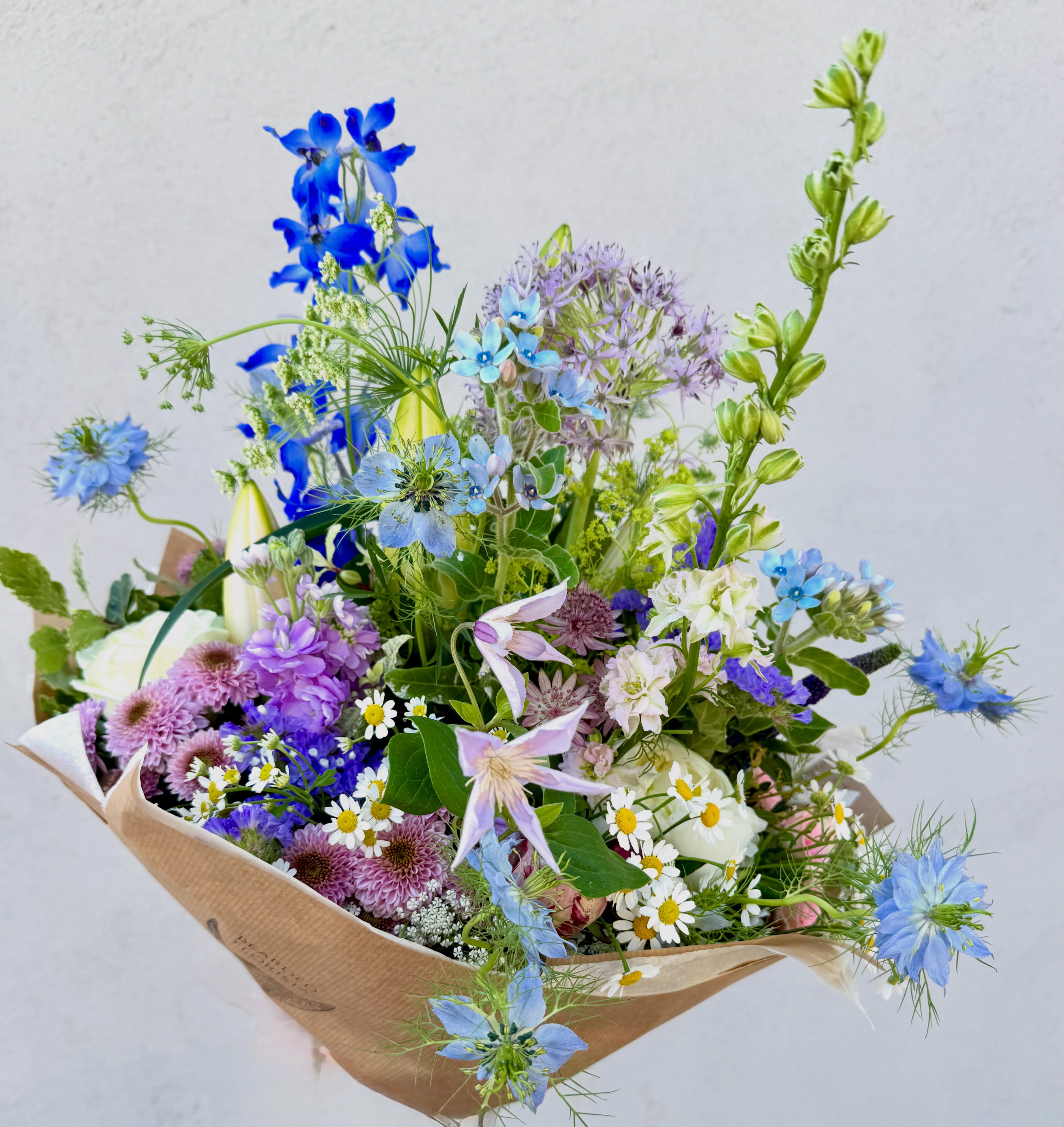 This season’s Florista Choice ~ The summer Bearded Florista bouquet. Example is the starter price £50
#totnesflorist #summerflowers #handtiedbouquet