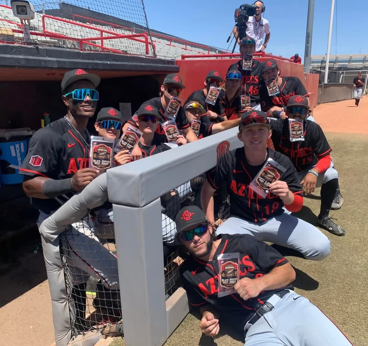 SDSU baseball team knows how to get the healthy protein for the win! 🥇 ⚾️
♦️Healthy Snacks for a Healthy Lifestyle
@sdsubaseball #churchilljerky #sandiego