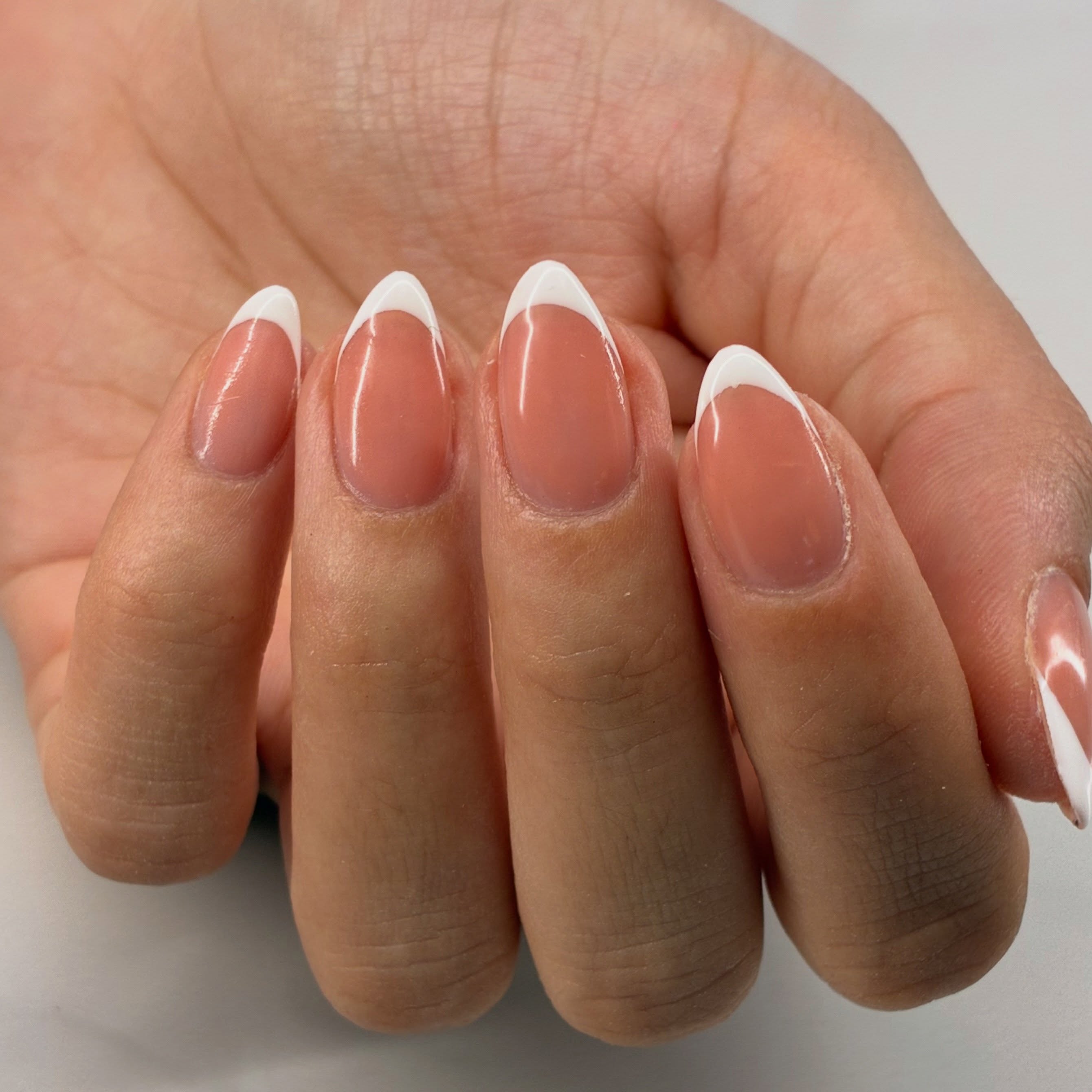 Nothing beats a classic French tip, painted on these beautiful natural nails 💅🏻
#nails #gelmani #frenchtipnails💅❤️ #nailinspo❤️