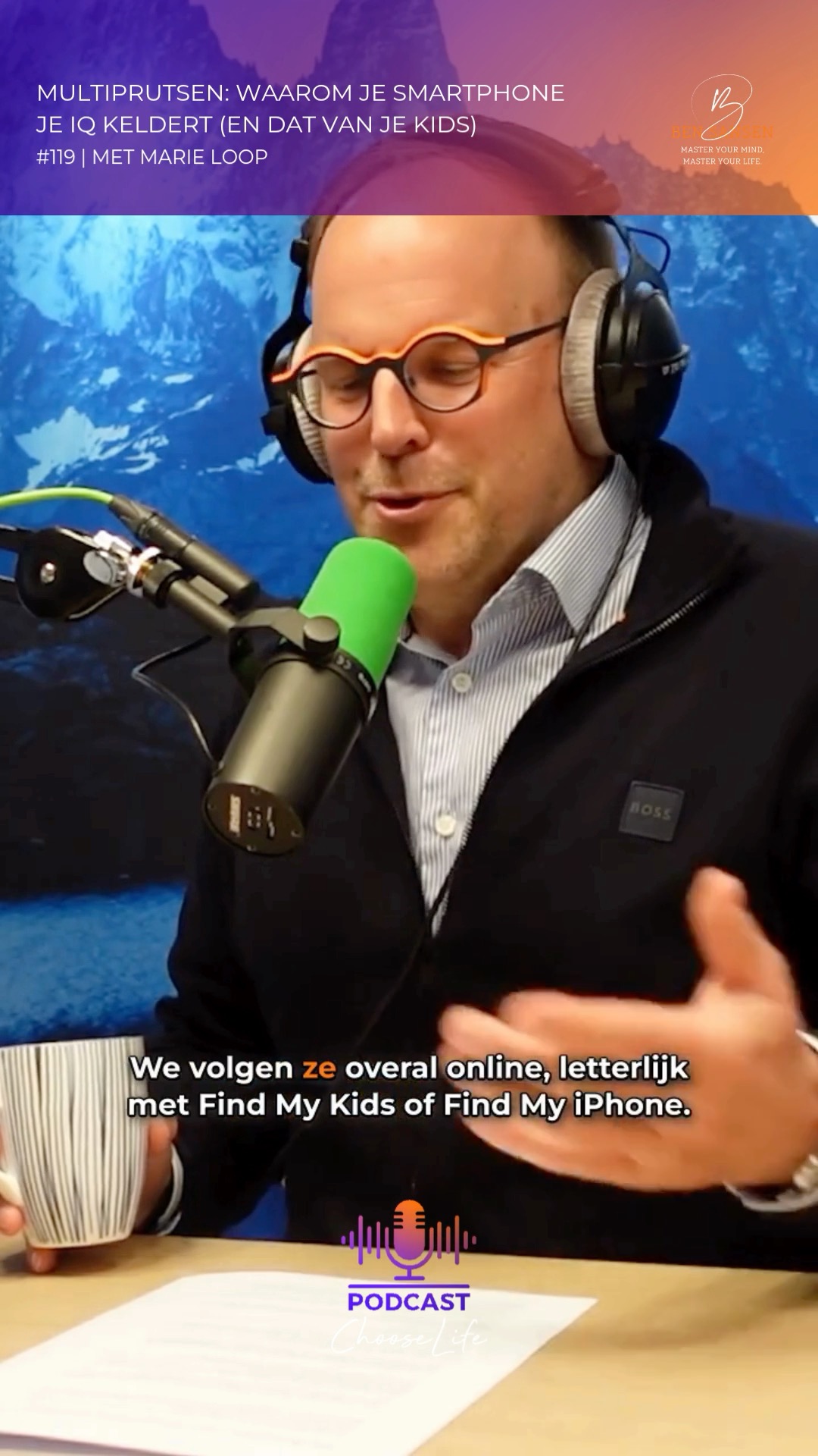 In de echte wereld beschermen we onze kinderen meer dan ooit.
We volgen waar ze zijn.
We maken ons zorgen als ze alleen op pad gaan.
We willen hen veilig houden.
En tegelijk laten we hen online vaak los in een wereld die we zelf amper kunnen overzien.
Misschien is dat de grote paradox van deze tijd.
Met Marie Loop praat ik over schermgebruik, sociale media en wat jongeren vandaag écht nodig hebben. 📱
#chooselife #bensansen #marieloop #opvoeding #jongeren #schermgebruik #socialemedia #mentalegezondheid