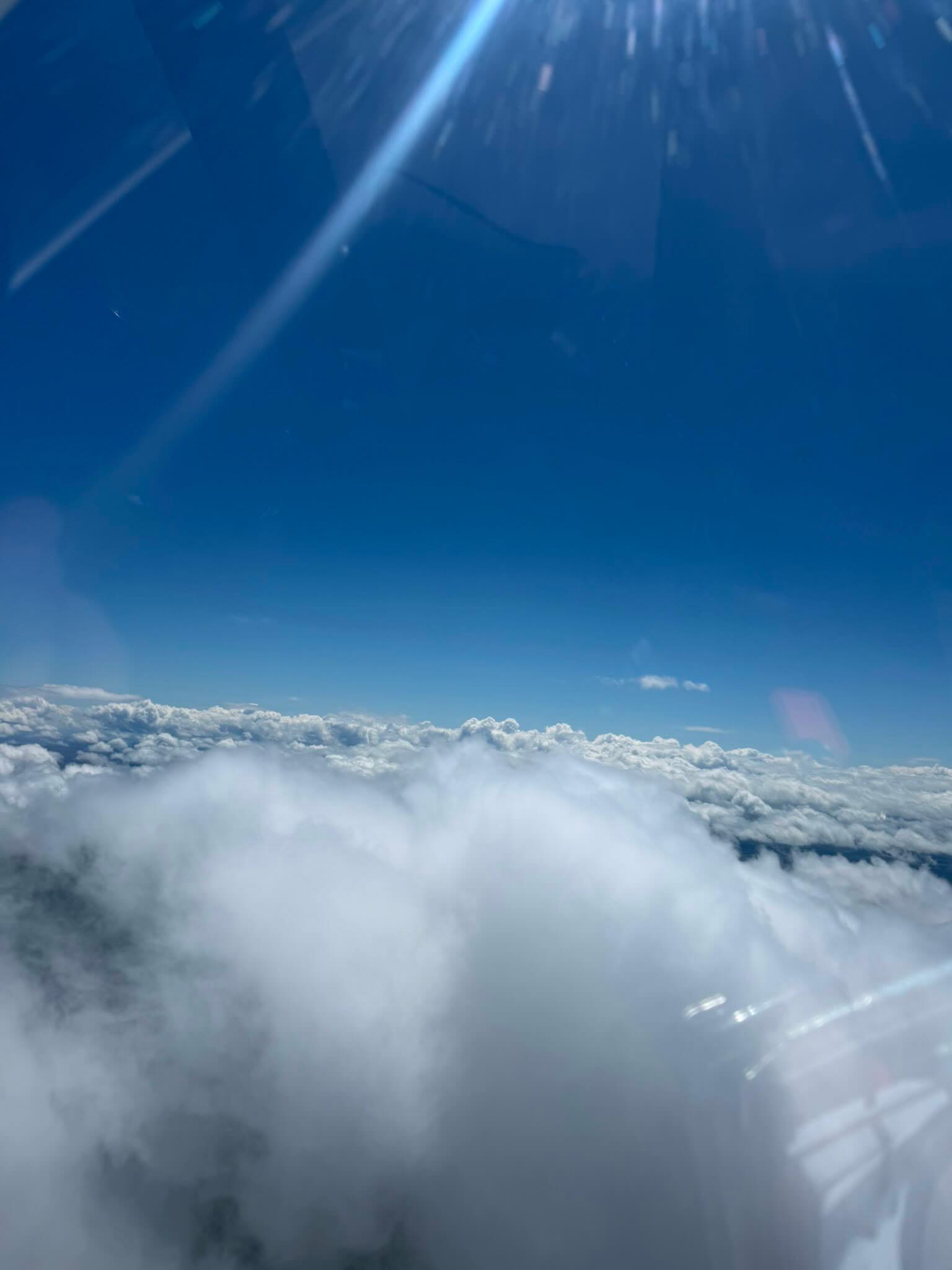 🌟✨💛✈️ Ever dreamed of being above the clouds?
Make that dream a reality at Atheys Moor Flying School🌟✨💛✈️Whether you’re looking to fly for fun or start a career in aviation, your journey begins here with us @atheysmoor #aviation #pilot #newcastleupontyne #northumberland #learntofly