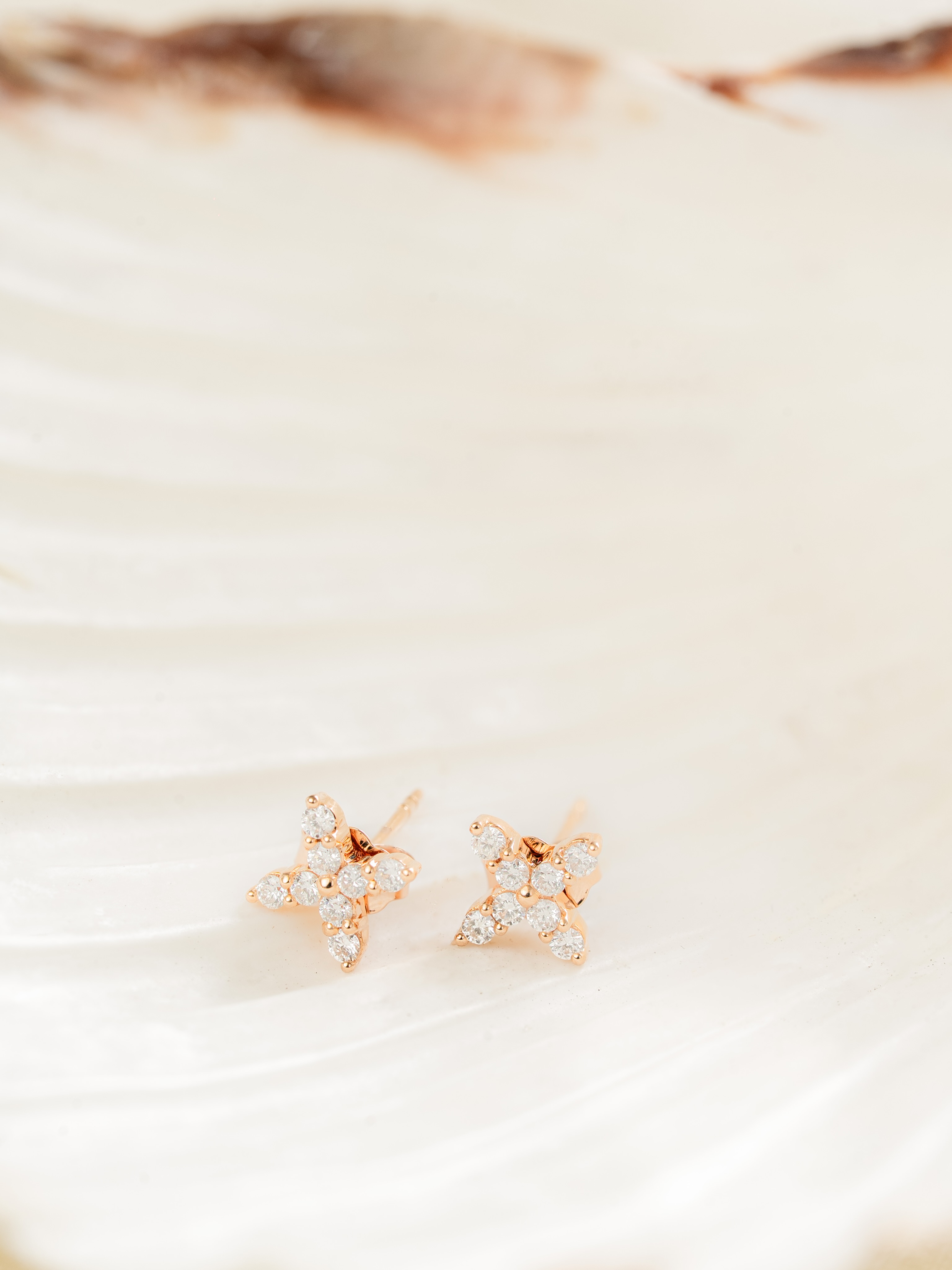 Dainty pieces made for everyday wear. 💫
Try on the pieces you’ll never take off in-store at Avala Malls Manila Bay, Lucky Chinatown Mall, SM Dasmariñas, and SM North Edsa.
