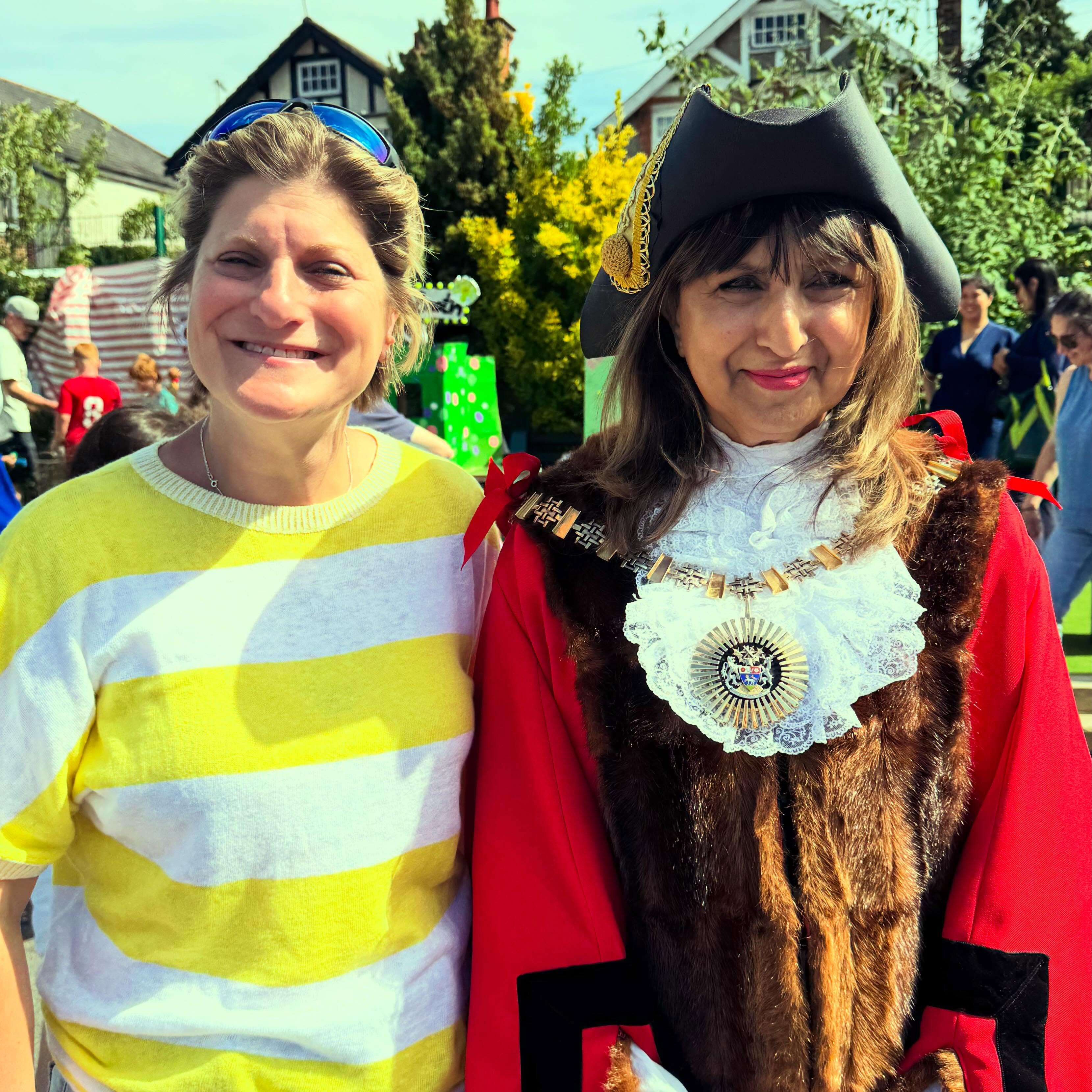 A very special moment at Foulds Fest yesterday ๐
Huge thank you to our wonderful Mayor for joining us, and to our amazing head, Ms Sanett, for helping make the day feel even more special.
What a brilliant community day full of sunshine, smiles and proper Foulds spirit โจ