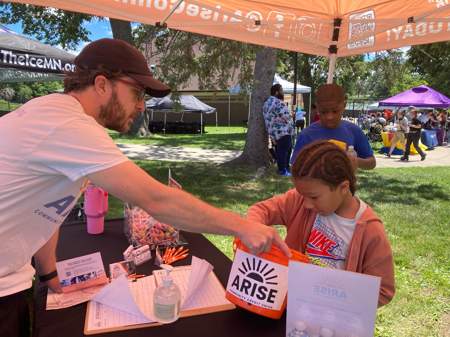 Last weekend, ABEP and Arise Community Credit Union were proud to attend Northside Juneteenth at Webber Park. It was a great opportunity to connect with community members, share resources, and celebrate freedom, culture, and community.
Thank you to everyone who stopped by to learn more about financial coaching, economic empowerment, and better banking options.
#Juneteenth #NorthsideJuneteenth #WebberPark #ABEP #AriseCommunityCreditUnion #FinancialEmpowerment #EconomicEmpowerment #CommunityImpact #Wealth #Minnesota #NorthMinneapolis #Minneapolis