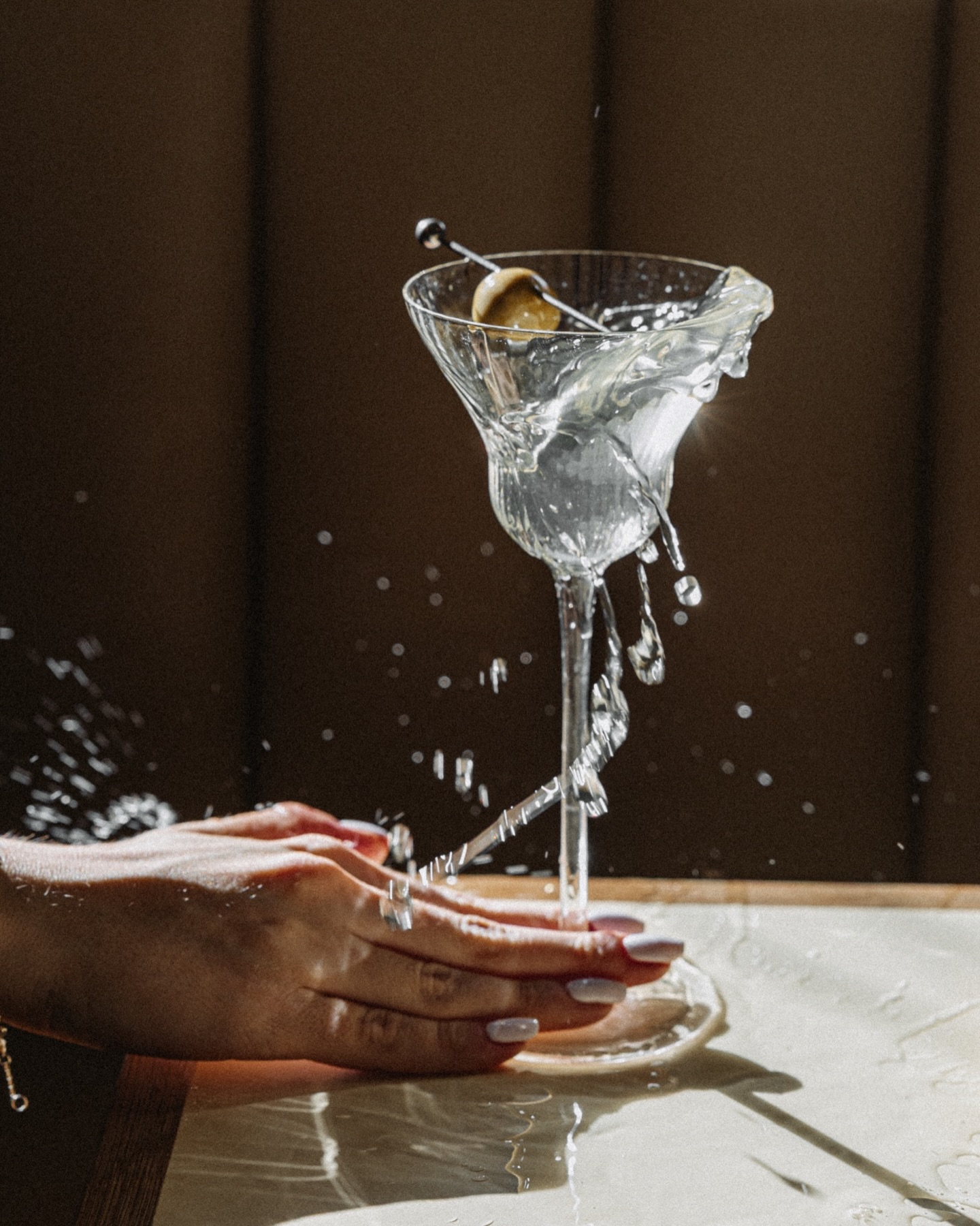 For our latest shoot with Arthurs Dinette, every detail was thoughtfully planned to capture the atmosphere, personality, and sense of community that have made the restaurant a local favourite.
We also incorporated vintage-inspired content to reflect the brand’s nostalgic charm and capture the feeling of a true neighbourhood spot.
The imagery was designed to evoke a sense of warmth, comfort, and familiarity; creating visuals that feel just as inviting as the experience of dining at Arthurs Dinette itself.
Creative Direction & Production: @the_digitaldiary_
Photography: @karolinajez
Client: @arthursdinette
.
Pour notre plus récent projet avec Arthur’s Dinette, chaque détail a été soigneusement pensé afin de capturer l’atmosphère, la personnalité et l’esprit de communauté qui font de ce restaurant une véritable institution de quartier.
Nous avons également intégré du contenu à l’esthétique vintage afin de refléter le charme nostalgique de la marque et de recréer l’ambiance chaleureuse d’un véritable restaurant de quartier.
Les images ont été conçues pour évoquer un sentiment de chaleur, de confort et de familiarité, en créant des visuels aussi accueillants que l’expérience vécue chez Arthur’s Dinette.
Direction créative et production: @the_digitaldiary_
Photographe: @karolinajez
Client: @arthursdinette