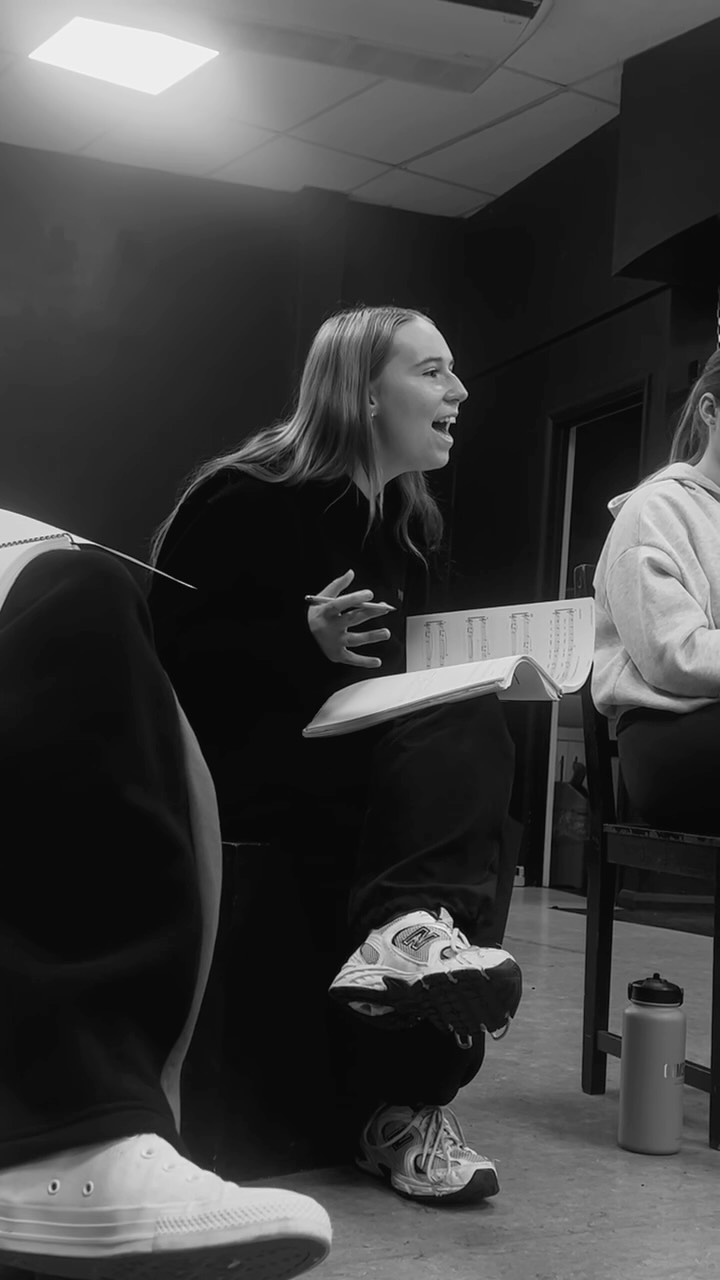There’s something special about seeing our students grow in confidence week by week. Through small class sizes, personalised feedback, and dedicated 1 to 1 support, every student is given the opportunity to develop their skills and reach their full potential. A lovely way to round off another fantastic show term here at ROM theatre arts✨
#romtheatrearts #musicaltheatre #beready #performingarts #triplethreat