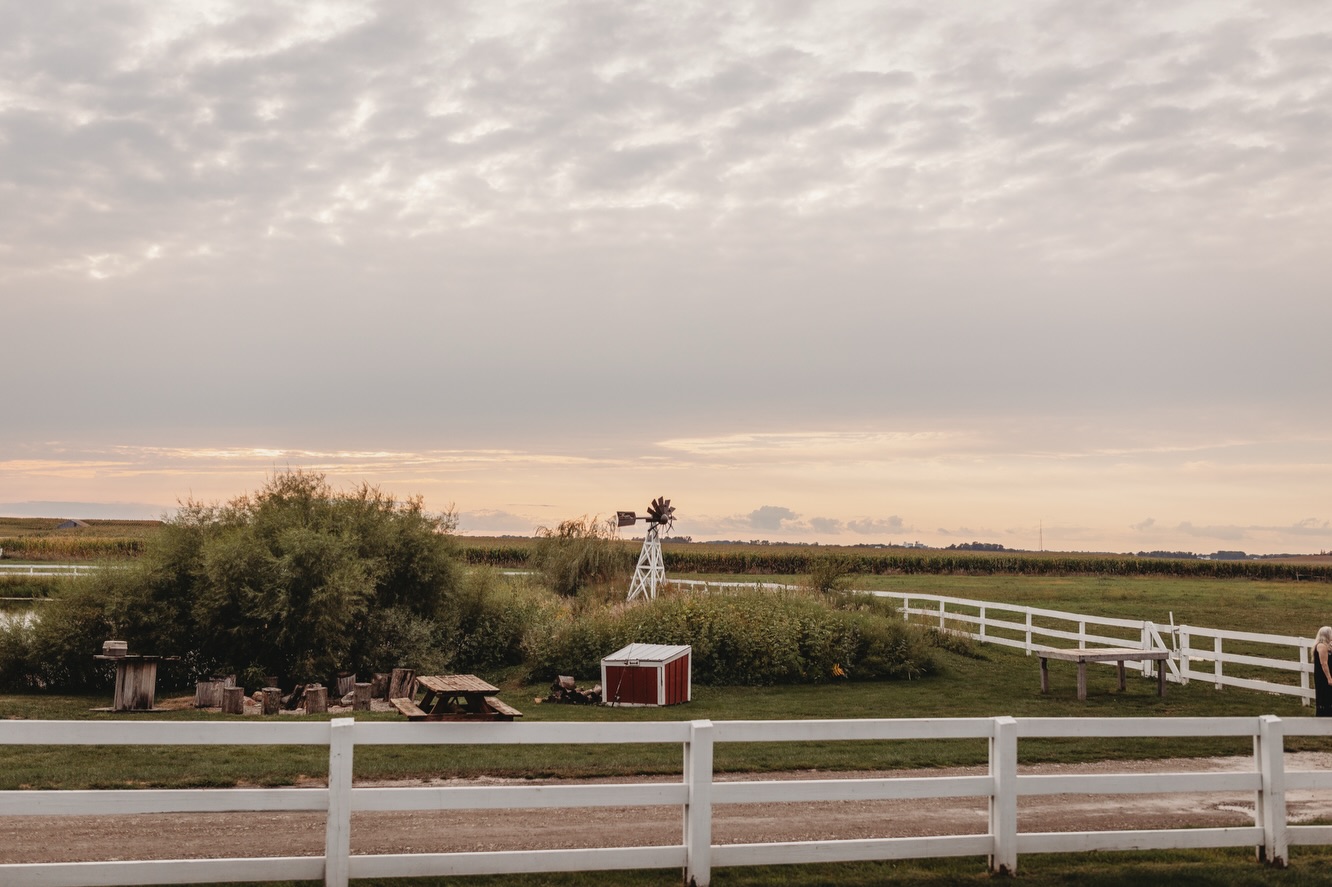 A Farm to Fork dinner isn’t just a meal—it’s an experience.
On July 10, you’ll enjoy:
✨ A beautiful summer evening at Rustic Rose Barn
🍽️ A delicious 4-course plated dinner by Chef Aaron Holt
🍷 Optional Wine pairings with each course (2 drink tickets with the purchase of your ticket)
🎶 Live music by Rob Thomas
🌿 A chance to slow down, connect, and enjoy locally inspired cuisine
Whether you’re planning a date night, gathering with friends, or simply looking for a unique evening out, our Farm to Fork Dinner is the perfect way to celebrate summer.
🎟️ Tickets are still available, but seating is limited!
https://ticketscandy.com/e/sunsets-at-the-rose-presents-a-farm-to-fork-dining-experience-18239
📅 July 10
📍 Rustic Rose Barn
Tag who you’d bring with you! 👇