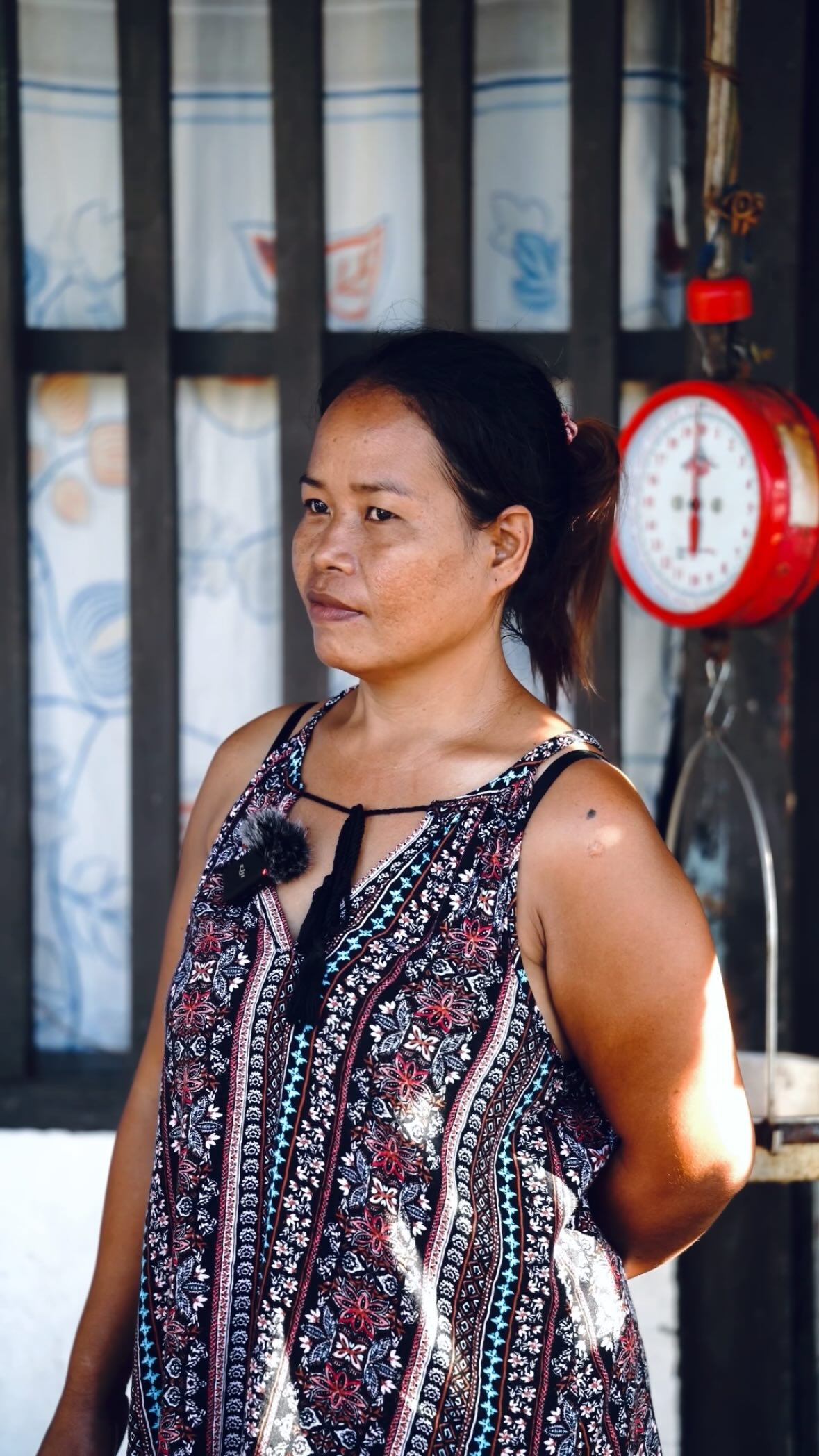 Quick interview with Ate Regine, a sea cucumber processor 💙
Step into her daily life and routine, and learn about the care and dedication behind her work by the sea. Her story is part of the island’s rhythm, where tradition and livelihood go hand in hand, working closely with fresh catch from El Nido.
Stay tuned next week to learn more about her process and the journey behind it.
Lunch: 11:00am - 3:00pm
Dinner: 6:00pm - 12:00am
Reserve your seat through the link in our bio!
#SeafoodRestaurant
#BarakudaSeafood
#WhereToEatElNido
#ElNido
#Palawan
