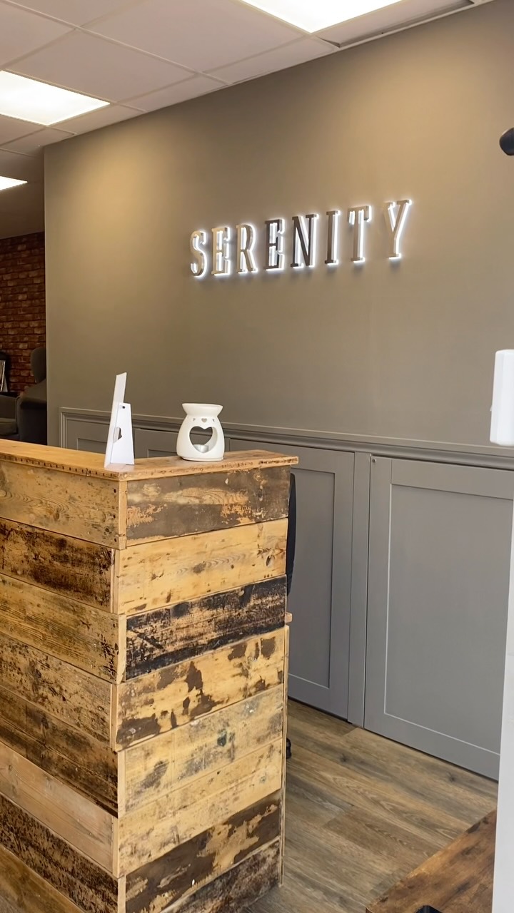 If you’ve been meaning to book, here’s when you can find us at Serenity Potters Bar Beauty Salon. 🤍
We’re here 6 days a week and can’t wait to welcome you.
📍 We’re open:
✨ Monday 9.00-5.00
✨ Tuesday 9.30-6.00
✨ Wednesday 9.30-8.00
✨ Thursday 9.30-8.00
✨ Friday 9.00-5.00
✨ Saturday 9.00- 4.00