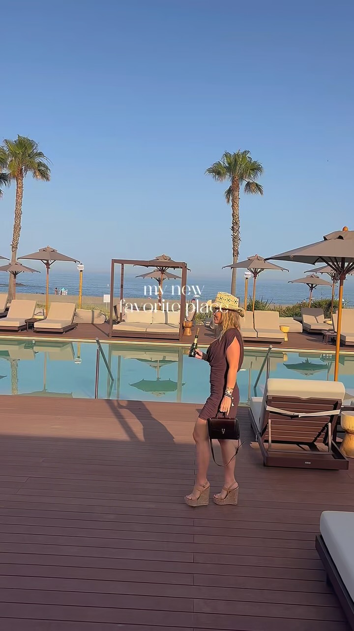 can you guess where it is? @okuandalusia is a real gem, tucked away next to #Sotogrande next to a beautiful beach.. 🌴 and their event #partywiththechefs was one of the coolest events I’ve attended lately.. #michelinstar chefs, great ambience, drinks and entertainment✔️
•
#marbellalife #okuandalusia