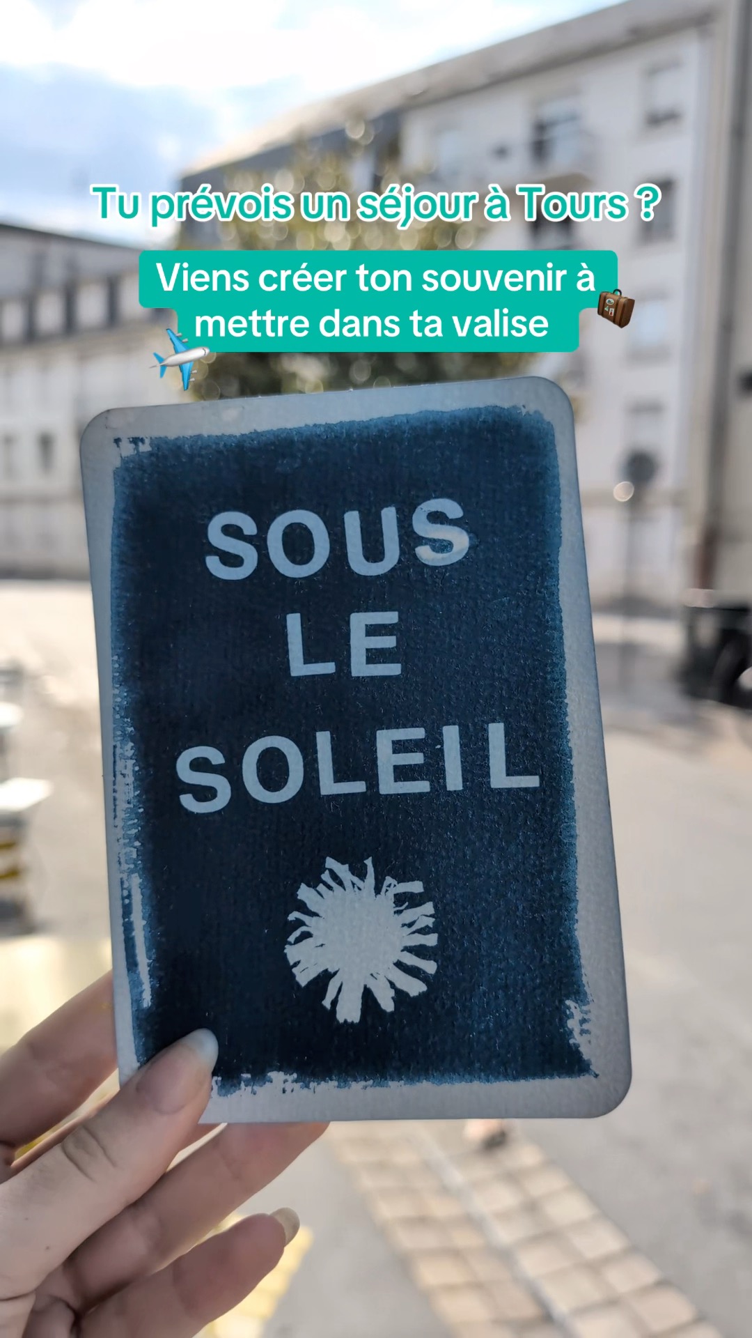 Tu cherches une activité originale qui change pour te poser ? Et tu en as marre de toujours ramener un aimant de tes vacances ? 👀
Chez nous, tu peux choisir parmi 11 activités créatives pour créer un souvenir unique, fait de tes propres mains ! ✨
Le petit plus ? Tu peux venir avec ou sans réservation. Alors si tu n'es pas vraiment de la team organisée, tu peux aussi tenter ta chance le jour J ! 😉
#tours #touriste #ateliercréatif #atelier #activité #cafécéramique #souvenir