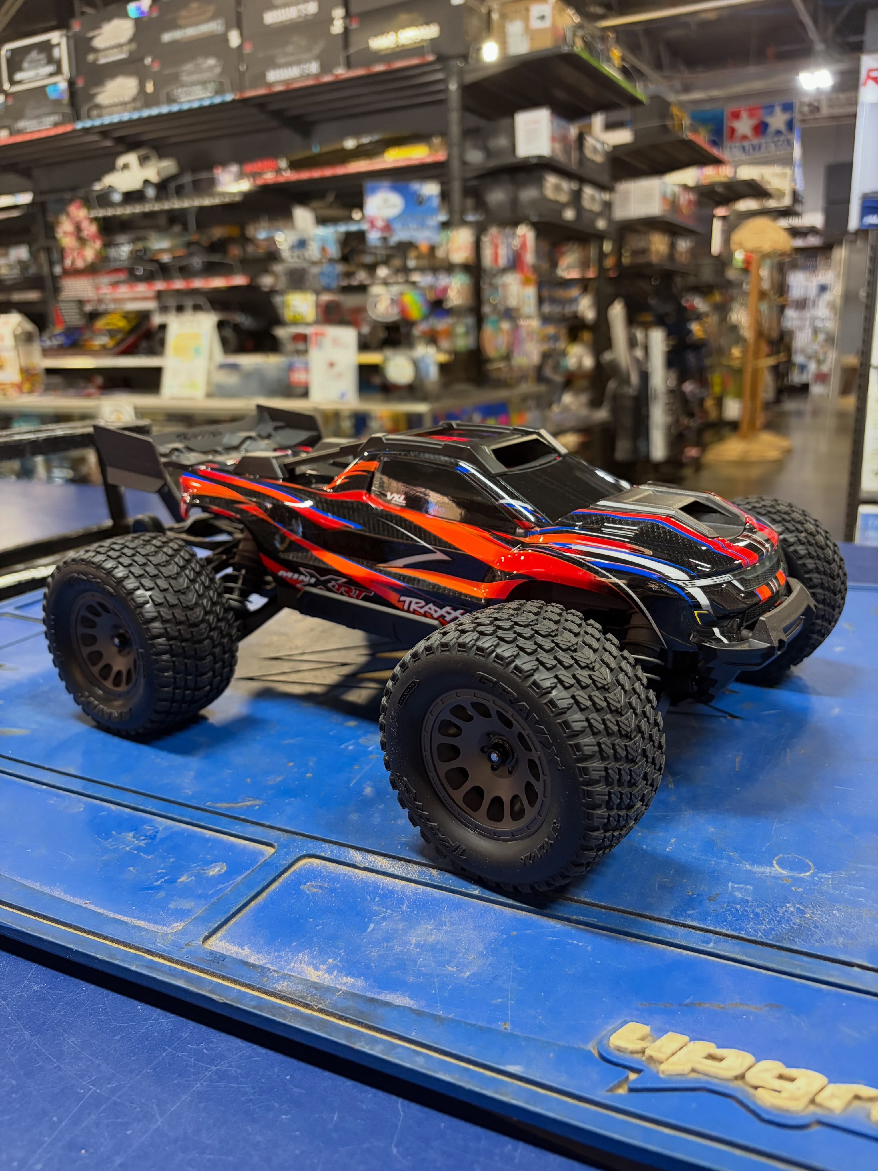 The Traxxas Mini XRT VXL delivers 40+ mph speeds, aggressive styling, and brushless power that will keep you smiling every time you pull the trigger! π Fast, durable, and built for nonstop fun!
Available now at Fast Track Hobbies.
#rocklinca #shoproseville #fasttrackhobbies #hobbyshop #rccar