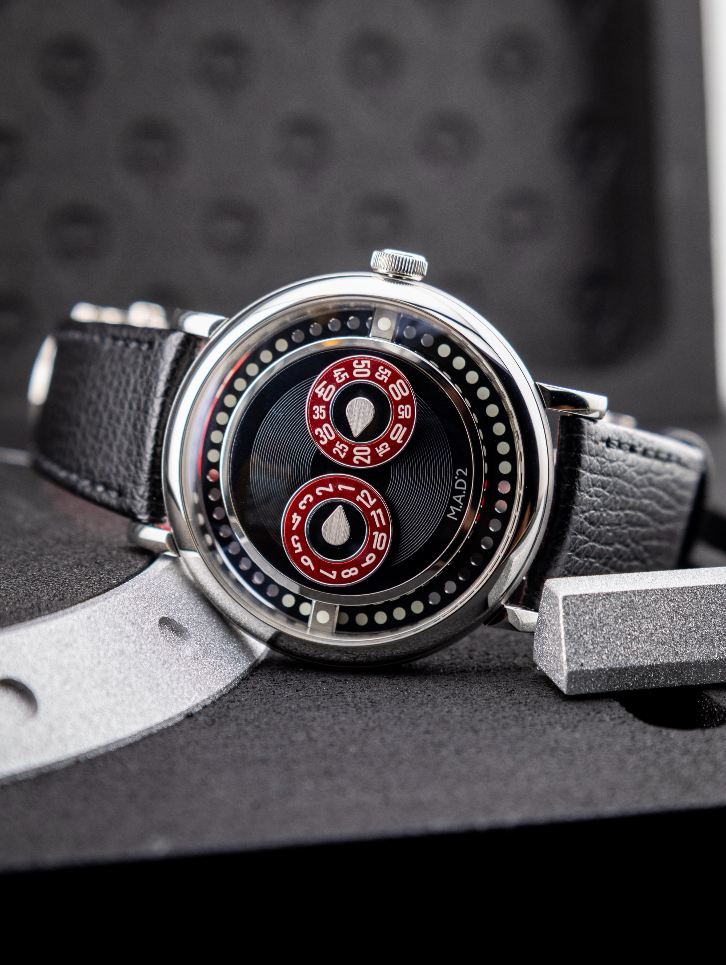 🚨 New Watch Alert 🚨 PART 1 / 3 (I just couldn’t fit it all in one post). Say hello to the latest addition: the MB&F M.A.D.2 R&B.
A little context — M.A.D. Editions is the accessible corner of MB&F’s universe, and the M.A.D.2 is its second act. This one came from Eric Giroud, a designer who’s shaped the brand for two decades, and it’s a tribute to vinyl, turntables, and the 1990s club scene. The R&B is its newest form: black dial, red accents, named for both the palette and the music.
That’s all for now, by design. Part 2 digs into the case and design, Part 3 into the movement and the clever complication on the dial.
First MB&F on your radar, or have you been following the brand a while?
⌚️: @mbandf @m.a.d.editions M.A.D 2 “R@B”
#watchfarm #newatchalert #mbandfwatches #watchcollector