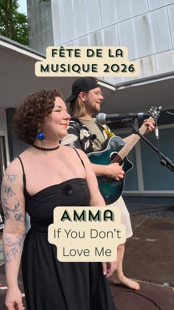 First Fête de la Musique gig and we ended up on the Schillerpark stage. Still not over it, I was almost crying while singing this song. @honey.house.pictures on guitar, sun was out, and "if you don't love me" hit different outside.
#amma #ifyoudontloveme #fetedelamusique #acousticcover #livemusic #berlinmusic #vocalcoach