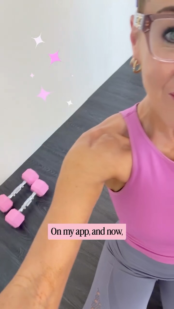 🚨 BIG NEWS... something HUGE is coming to the app... 👀💪
For the first time EVER, I’m introducing weights into one of my programs... and I honestly cannot wait for you to see it! 🤩
My Band & Tone has been SO popular… using a resistance band 😮💨 The BAND & BUILD is the ultimate next step 💪💥🏋️♂️
You will use both resistance bands AND dumbells to build even MORE strength and confidence all with the same super short, realistic workouts you know and love 💕
I’ve spent weeks designing and filming it (in this heat 🥵🤣) and I’m SO excited to finally share this is ACTUALLY HAPPENING LADIES 😭
I was buzzing throughout the filming of it 😆🎉!! As always it’s like you were there in the studio with me. My body has also got leaner, stronger and more toned through doing it all 😳😳!!!
As you know, life is super busy for me right now, & I’m not going to launch until I can give you my full support 😍. Over the next few weeks I’ll be finishing the 4 week program inside the app 🤓📱…
So this will be ready for AUGUST ☀️👀
In the meantime…
👉 This NEW Band & Build is designed as a follow-on program to the Band & Tone - so do this in July to get your body looking great and ready for August 💪
Visit the link in bio or msg me for one of the last spots on the July Band & Tone 😘
👑 If you’d like first access when Band & Build opens, comment BUILD below (or send me a message) and i’ll pop you on the VIP list ✅
🚪 You’ll be the first to hear when the doors open!
Who’s excited?! 😍👇
#katesmumfitclub #workoutsformums #strengthinmotherhood #motherhoodjourney
