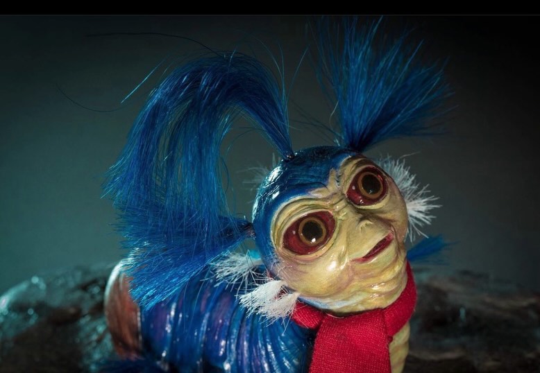 ‘Ello!
Omg Labyrinth is 40 years old?!?! 😳
Here’s a little Worm model I painted back in 2020. I had never done hair work aside from make up school back in 2005, so it was a little scary. Since I was at home at the time (we all were) I was able to “No Fear” thru some projects 🤘
.
.
.
#labyrinth #labyrinthworm #ello #jinxedart #modelpainter