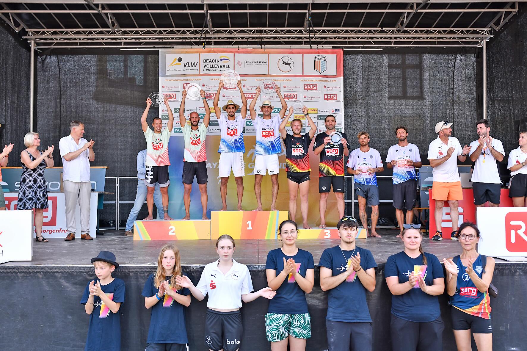 🏆 Sparkassen Footvolley Cup 2026 – Männer
Internationale Spitzenklasse auf der Playa de Gamundia! 🔥 Gemeinsam mit dem European Footvolley Verband bot der Sparkassen Footvolley Cup erneut spektakuläre Ballwechsel und spannende Duelle.
🥇 Israel: Ron Ben Ishaj & Maor Haas (erneut die Champions!) 🏆
🥈 Italien: Federico Iacopucci & Ludovico Alonzi
🥉 Deutschland: Lukas Kicherer & Joel Nisslein
4️⃣ Israel 2: Ofek Goldberg & Kai Hasson
Herzlichen Glückwunsch an alle Teams für ein hochklassiges Turnier und großartigen Footvolley-Sport! 👏
🇬🇧 Men
🏆 Sparkassen Footvolley Cup 2026 – Men’s Competition
Top-level international footvolley on Playa de Gamundia! 🔥 Together with the European Footvolley Federation, the Sparkassen Footvolley Cup once again delivered spectacular rallies and exciting matches.
🥇 Israel: Ron Ben Ishaj & Maor Haas (back-to-back champions!) 🏆
🥈 Italy: Federico Iacopucci & Ludovico Alonzi
🥉 Germany: Lukas Kicherer & Joel Nisslein
4️⃣ Israel 2: Ofek Goldberg & Kai Hasson
Congratulations to all teams for an outstanding tournament and amazing footvolley! 👏