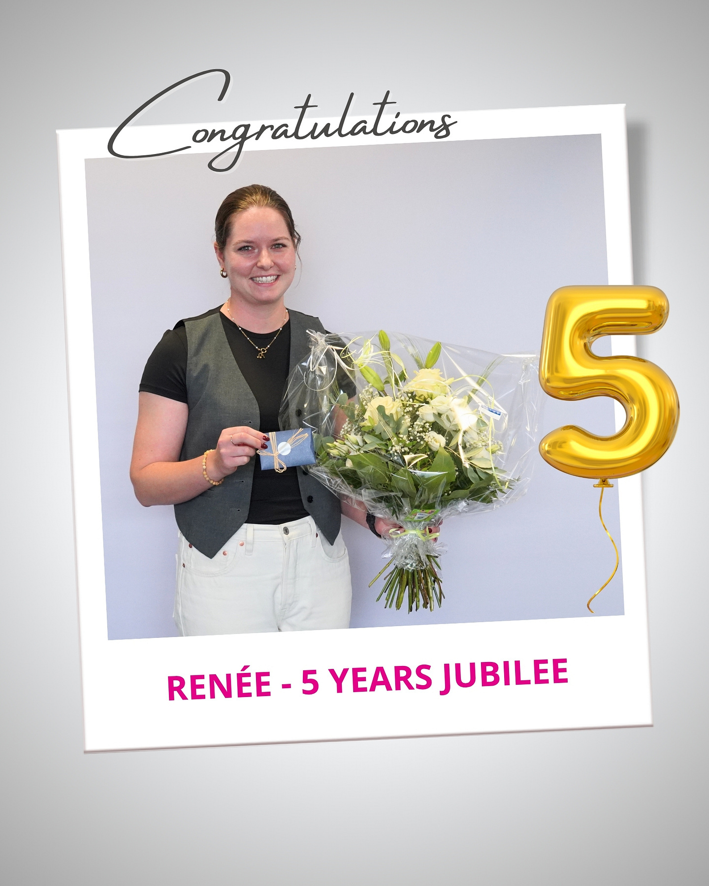 Renée feiert ihr 5. Jubiläum bei der Feller Pivotages SA. Herzliche Gratulation! 💐
Renée fête son 5ème jubilé chez Feller Pivotages SA. Sincères félicitations ! 💐
«Vor fünf Jahren kam ich zu Feller und habe mich vom ersten Tag an willkommen und gut aufgenommen gefühlt. Der Zusammenhalt und die Freundlichkeit im Team sind für mich etwas ganz Besonderes. Es ist schön, in einem Umfeld zu arbeiten, in dem man sich gegenseitig unterstützt und wertschätzt.
Am meisten schätze ich den Kontakt mit den Mitarbeitenden. Es bereitet mir Freude, für andere da zu sein, Unterstützung zu bieten und gemeinsam Lösungen zu finden. Dass kein Tag wie der andere ist und ich mit vielen verschiedenen Menschen zusammenarbeiten darf, macht meine Arbeit besonders spannend.»
#fellerpivotagessa #jubiläum #jubilee #anniversary #5years #watchindustry #component #watchcomponent #swisscomponent #celebration #dankbar