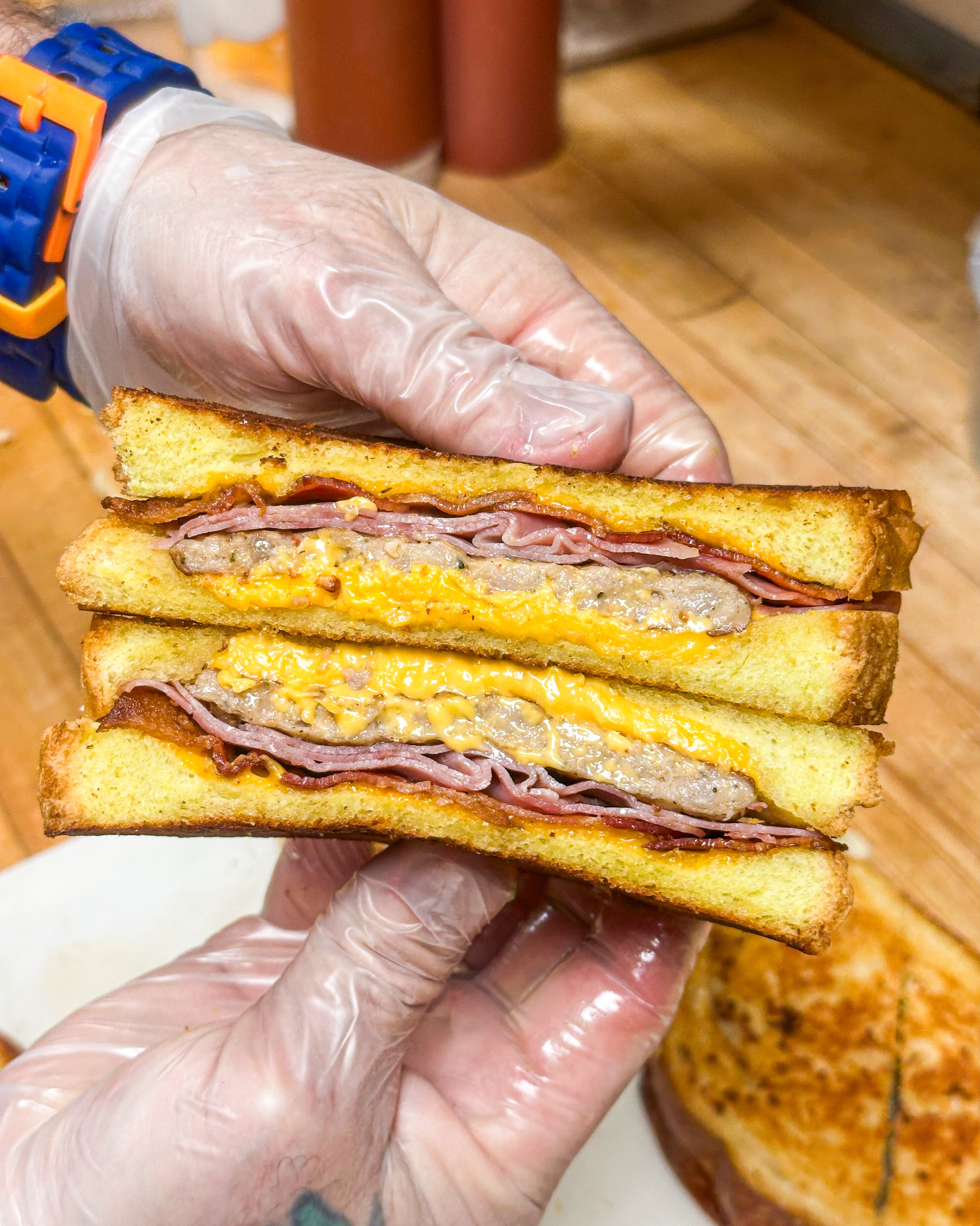 If you’re a grilled cheese fan, it’s time to level up. 🧀🥓 Our 3 Pigs Grilled Cheese is packed with ham, bacon, and sausage in every bite. #CinosHotBagels
#grilledcheese #deli #longisland #oceansideny