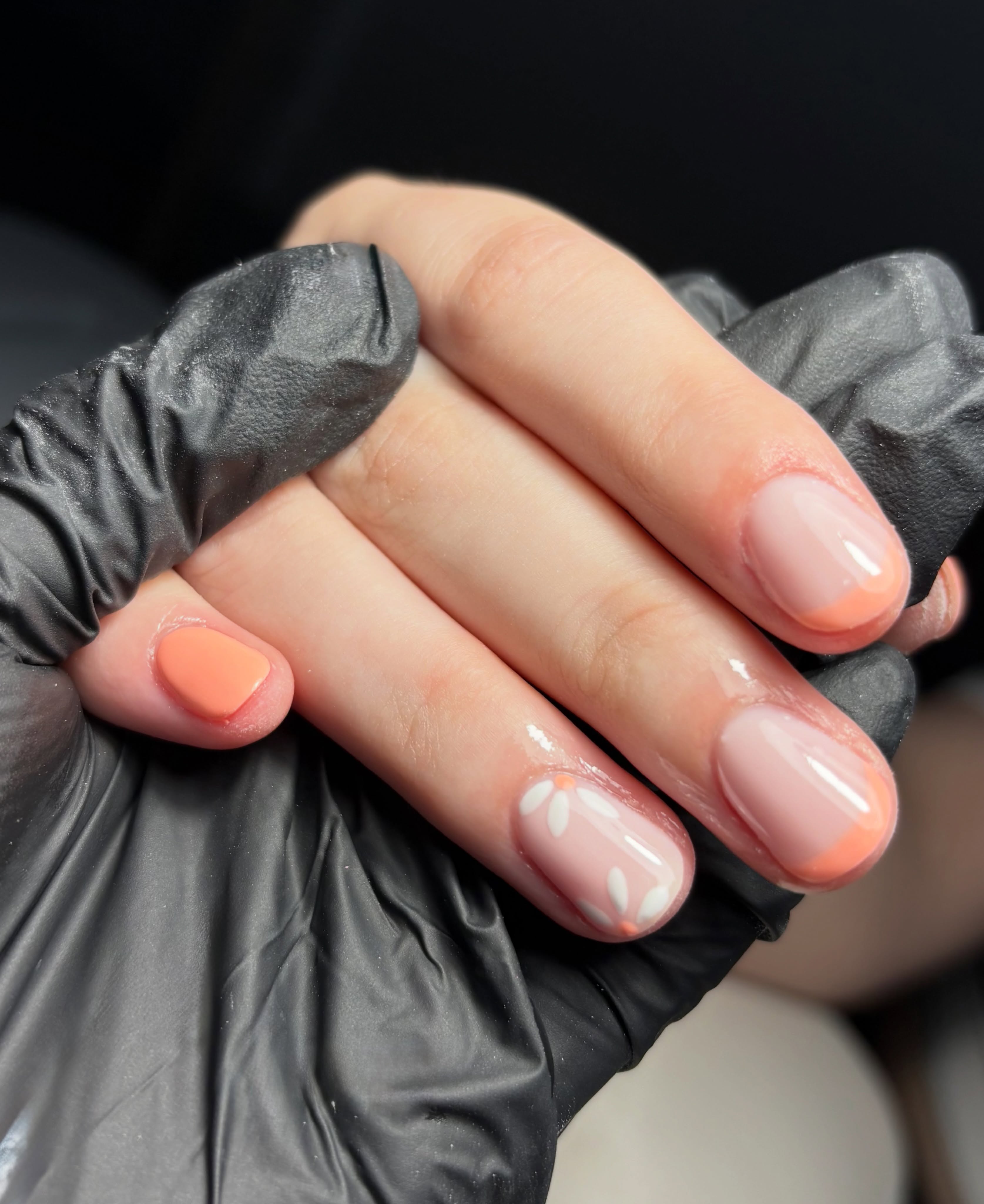 #jadedbeautystamford #biab #nailart #frenchtip #flowernails