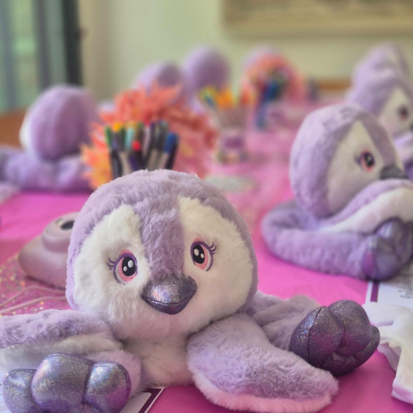 It's a busy birthday day at Gluegang! ππ¨
We've got an action-packed schedule with so many celebrations lined up today! From cuddly **Adopt a Furry Friend** parties πΆπ to superhero adventures π¦ΈββοΈπ₯, our team is bringing creativity, colour, and plenty of smiles across London.
Every party is completely unique, and we can't wait to make each birthday extra special. Let the fun begin! π₯³β¨
#Gluegang #LondonBirthdayParties #KidsParties #CreativeKids #ProcessArt BirthdayFun SuperheroParty AdoptAFurryFriend