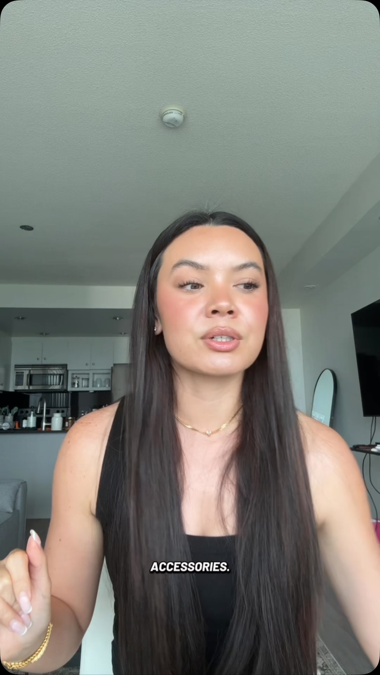 What you actually need to take photos of yourself without an IG husband