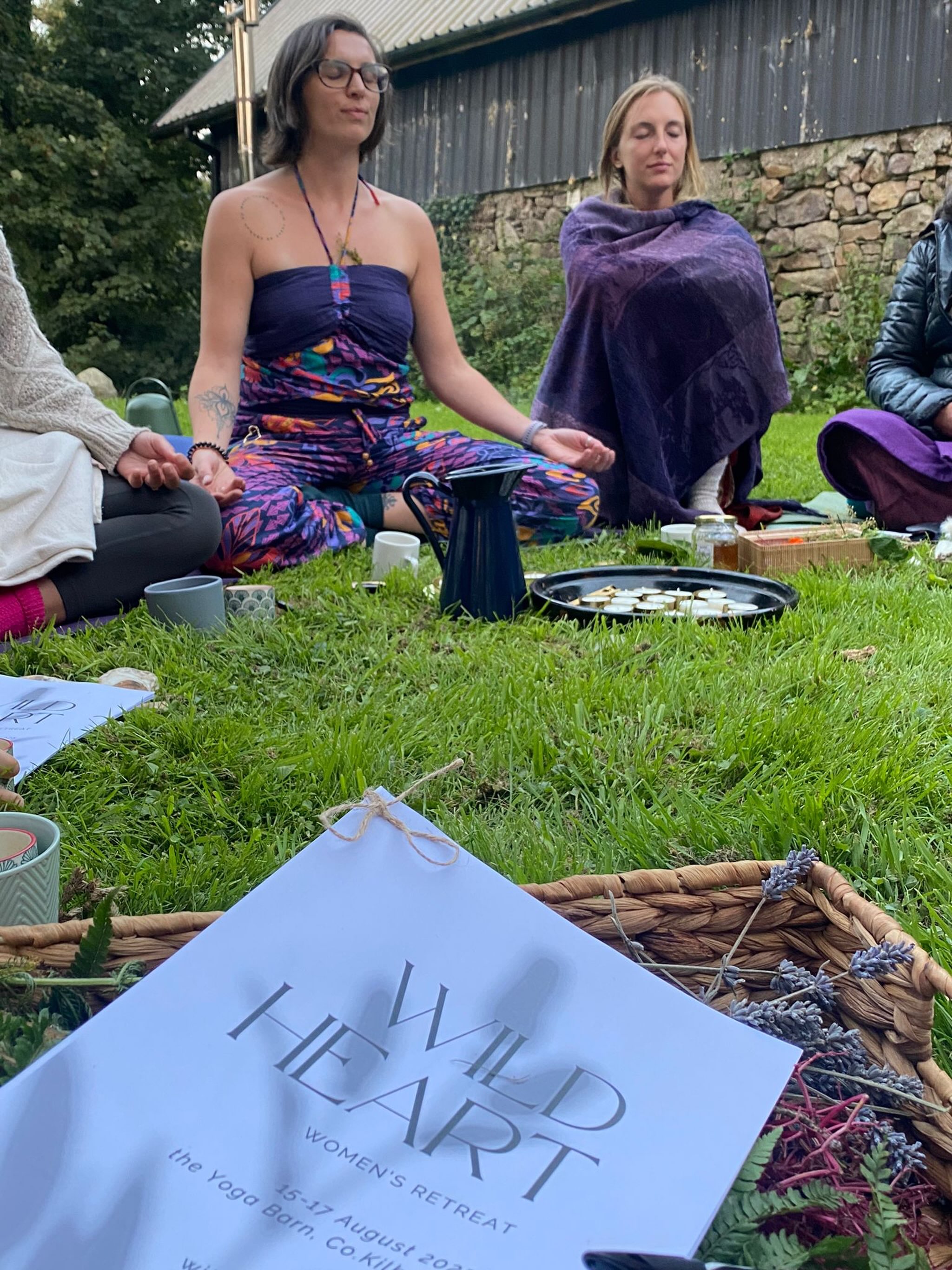 A moment to pause
A moment to be
A moment to rest
A moment to feel
A moment to reflect
A moment to remember
Join W I L D H E A R T Women’s Retreat - a weekend of connection, nature, community, embodiment, song and self-expression.
20-23 August, the Yoga Barn, in the lush countryside of Kilkenny
#retreat #womensretreat #natureretreat #embodiment #creativity