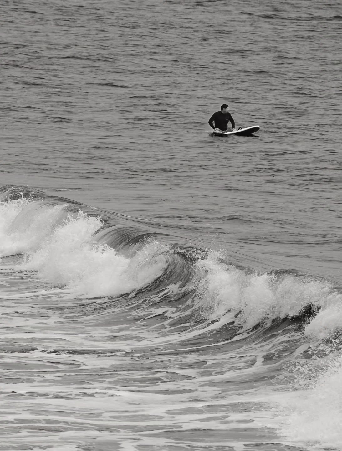 Waiting for the wave. 🌊🏄♂️
(2026-05-15)
#losangeles #california #surfing #oceanlife #surfer