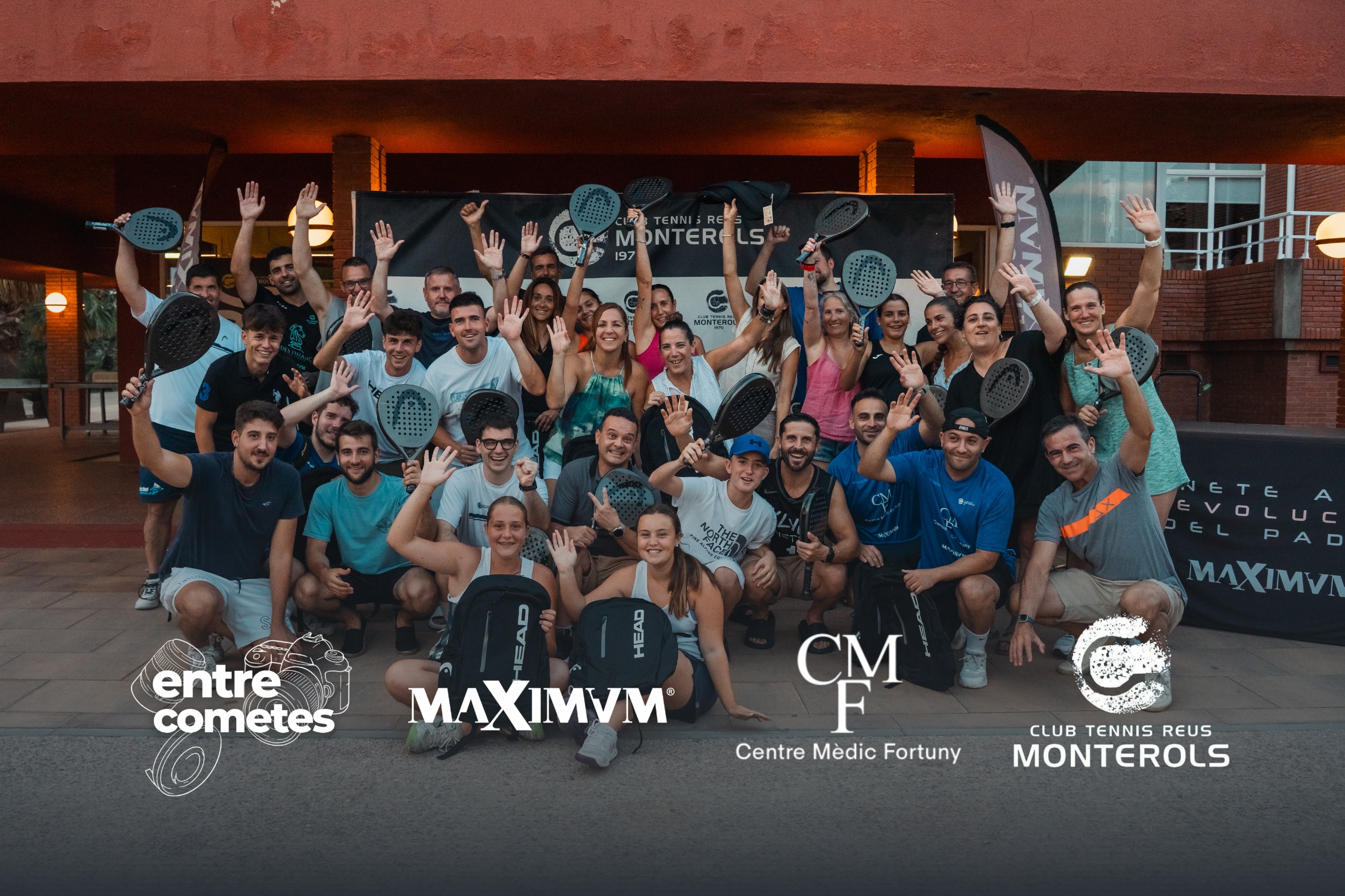 🔥 Qué manera de cerrar un auténtico torneazo. 🔥
Más de 350 jugadores habéis convertido el Centre Mèdic Fortuny Super Grand Slam en una semana para recordar. 🎾💥
Partidazos, ambientazo, nuevos amigos, emoción hasta el último punto… y una foto de familia que lo dice todo. ❤️
Gracias a todos los que habéis formado parte de esta edición, al @centremedicfortuny por apostar por nuestro circuito y al @tennismonterols por hacer que nos sintamos como en casa.
Nos vemos en el siguiente. Esto es Maximum. 😏🔥
✖ Maximum Padel Tour ✖