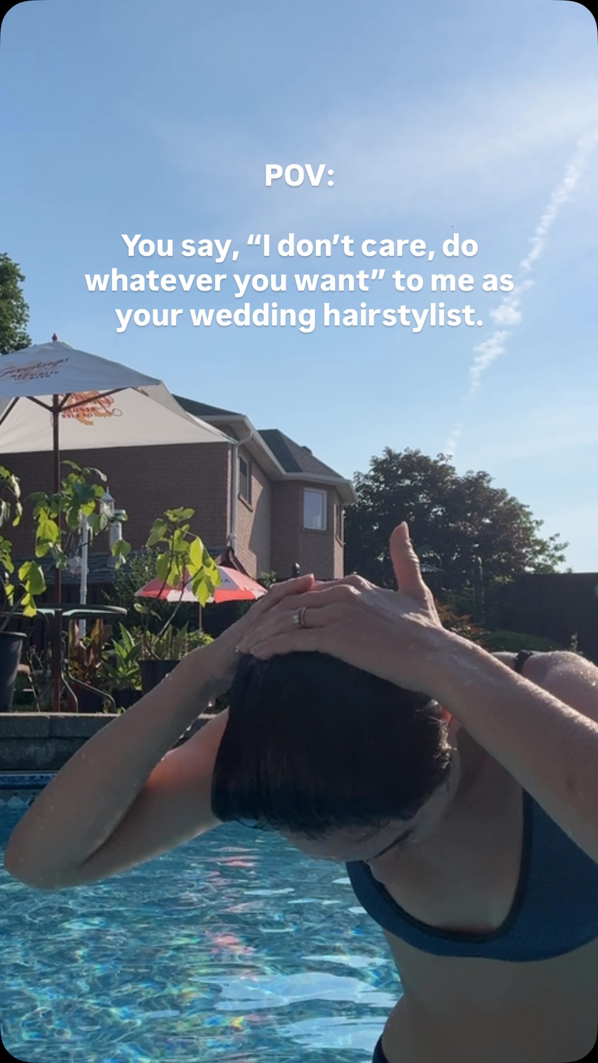 No inspo? No problem!
I have the PERFECT “it girl” style for a hot summer wedding ☀️ Gets the your hair off your neck, timeless, and SUPER refreshing 💦
If this isn’t your cup of tea (BORING), maybe come with a couple photos for reference 😉