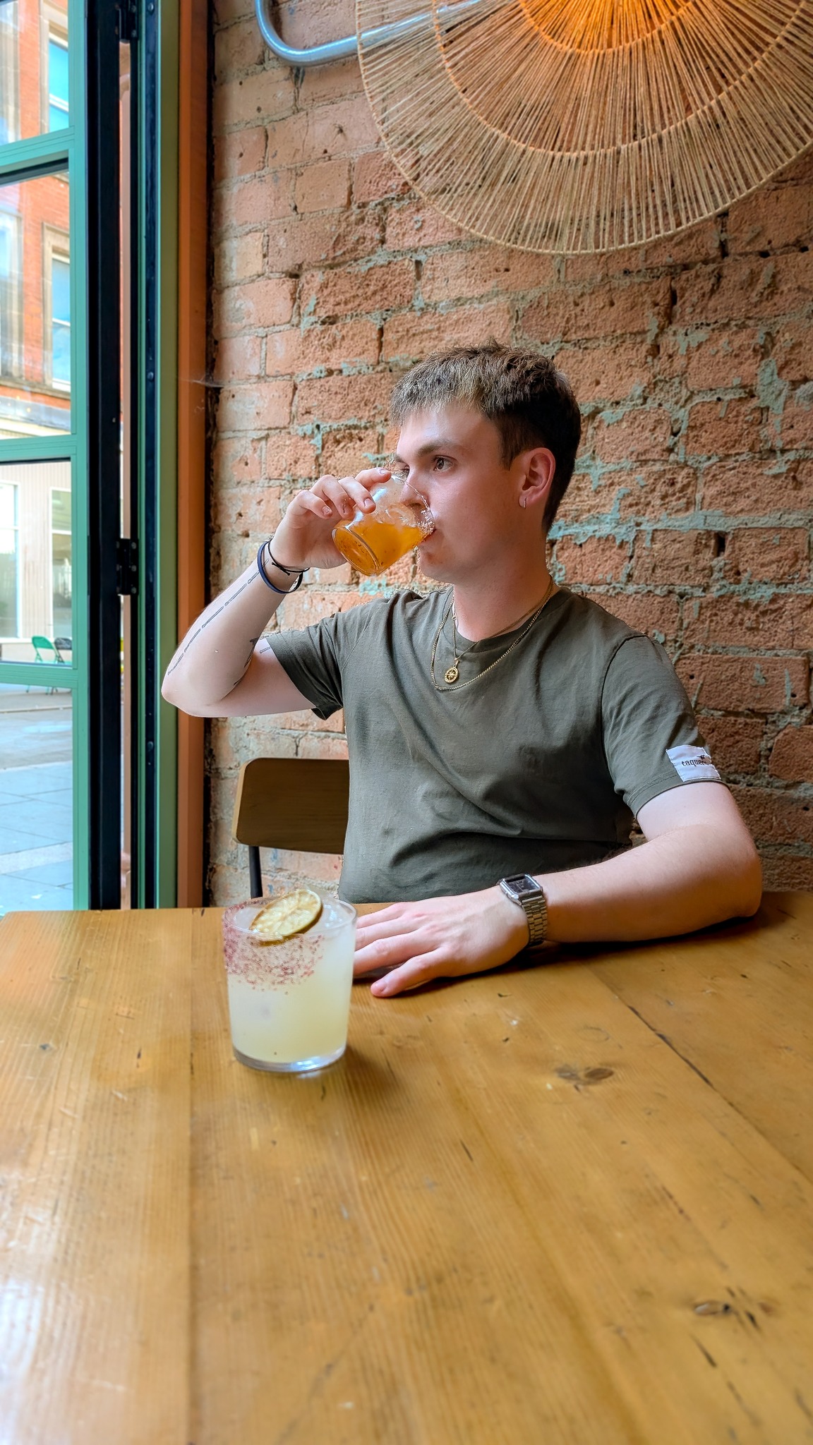 Bartender Eliot gives his recommendations 🍹
First up - The Bloody Maria 🍅
If you're feeling a bit delicate after a night out, this one will sort you right out!
A lighter Mexican take on the classic Bloody Maria.
Stay tuned for his Part 2!
👉 Taquero.co.uk
#taqueronottingham #cockails #mexican #nottingham