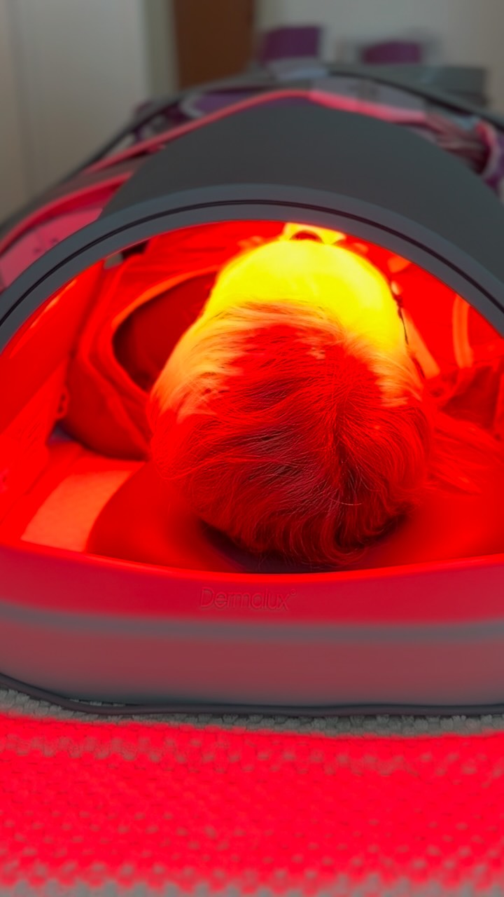 ✨ Dermalux LED Phototherapy — the perfect addition to your treatment or a beautiful standalone experience ✨
Give your skin the professional care it deserves with Dermalux Flex MD LED therapy — a non-invasive treatment designed to support healthier, brighter and more radiant-looking skin. 💫
🌿 Perfect as an add-on to enhance your existing treatment
✨ Or enjoy it as a relaxing standalone treatment for a targeted skin boost
Benefits may include:
💡 Supporting skin rejuvenation
💡 Helping to calm redness and inflammation
💡 Promoting a healthy, radiant complexion
💡 Supporting skin recovery and repair
💡 Suitable for a range of skin concerns
Dermalux Flex MD uses clinically proven LED wavelengths — blue, red and near-infrared light — to target different skin needs. (Dermalux)
📍 Discover Dermalux at Garnet Beauty and Skincare
💻 Benefits, treatment details & pricing available on my website:
www.garnetbeauty.co.uk
✨ Your skin deserves time to restore, renew and glow ✨
#tatjanasenkova #tatjanasenkova DermaluxLED #LEDPhototherapy #SkinRejuvenation #newburyberkshirebusinesses