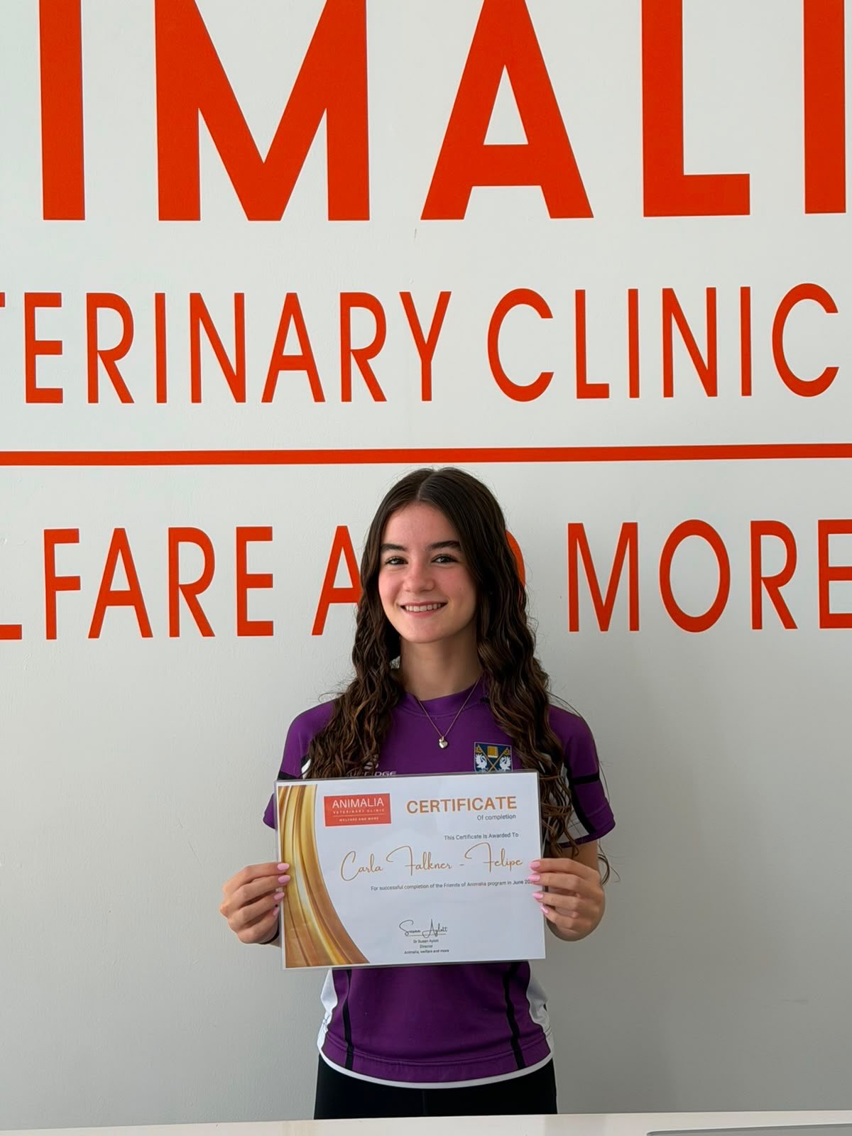 Congratulations to Carla for her successful internship at Animalia. A big passion for animals and a wonderful ambassador for animal welfare. #animalwelfare #education #loveuae #loveanimals @animaliauae