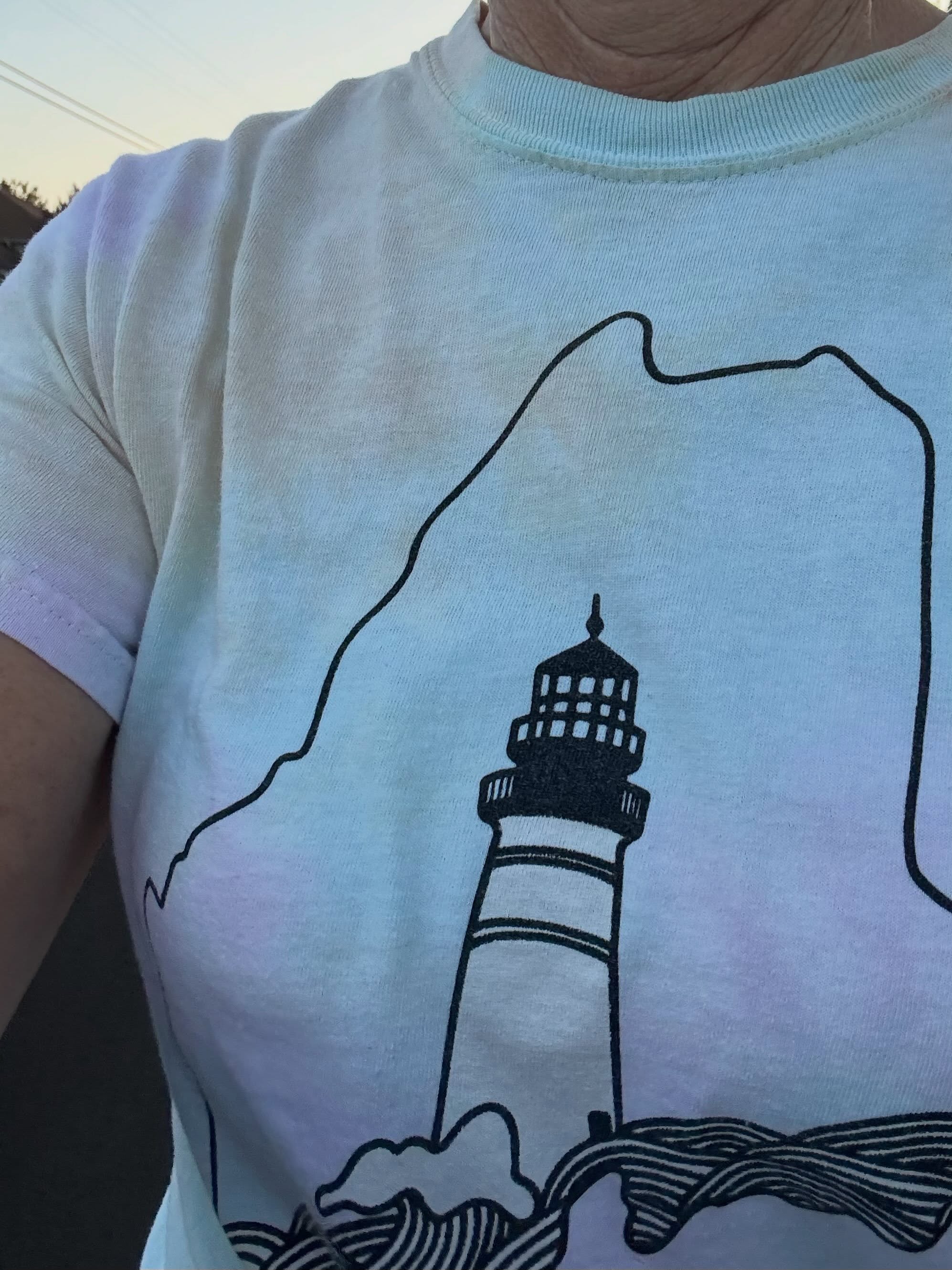 Morning walk. T shirt a gift from a very talented Maine artist I met on our travels. @scribblesanddoodlez