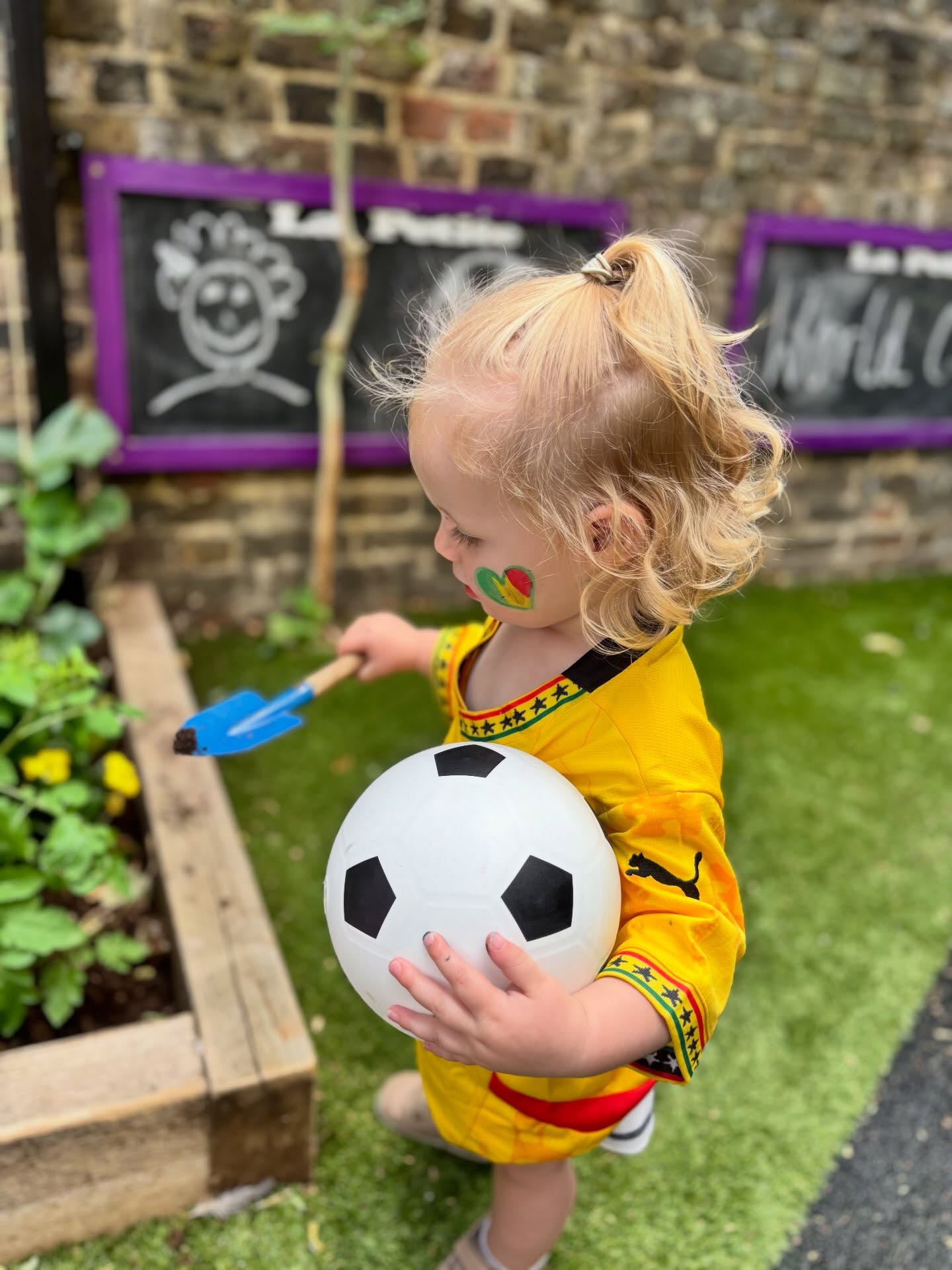 ⚽️🌍 A wonderful football celebration at La Petite! 🌍⚽️
Our nursery was filled with colour, excitement and team spirit as we welcomed parents to celebrate together. The children enjoyed football-themed activities in the classrooms, outdoor games in the garden and plenty of opportunities to play, learn and cheer one another on.
It was such a lovely occasion, bringing our children, families and team together to celebrate friendship, teamwork and the joy of sport. Thank you to all the parents who joined us and helped make the day so special! 💛
#LaPetiteNursery #FootballCelebration #NurseryLife #LearningThroughPlay #TeamSpirit FamilyCommunity EarlyYears OutdoorLearning