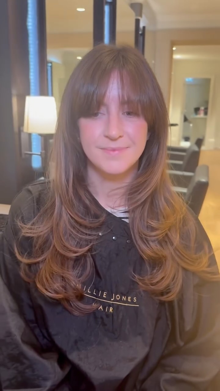 MONDAY.
A few from today 💇🏼♀️
#haircut #salon #farnham #wavy #monday